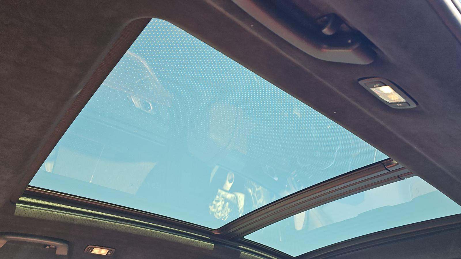 2022 BMW X7 M50i AWD