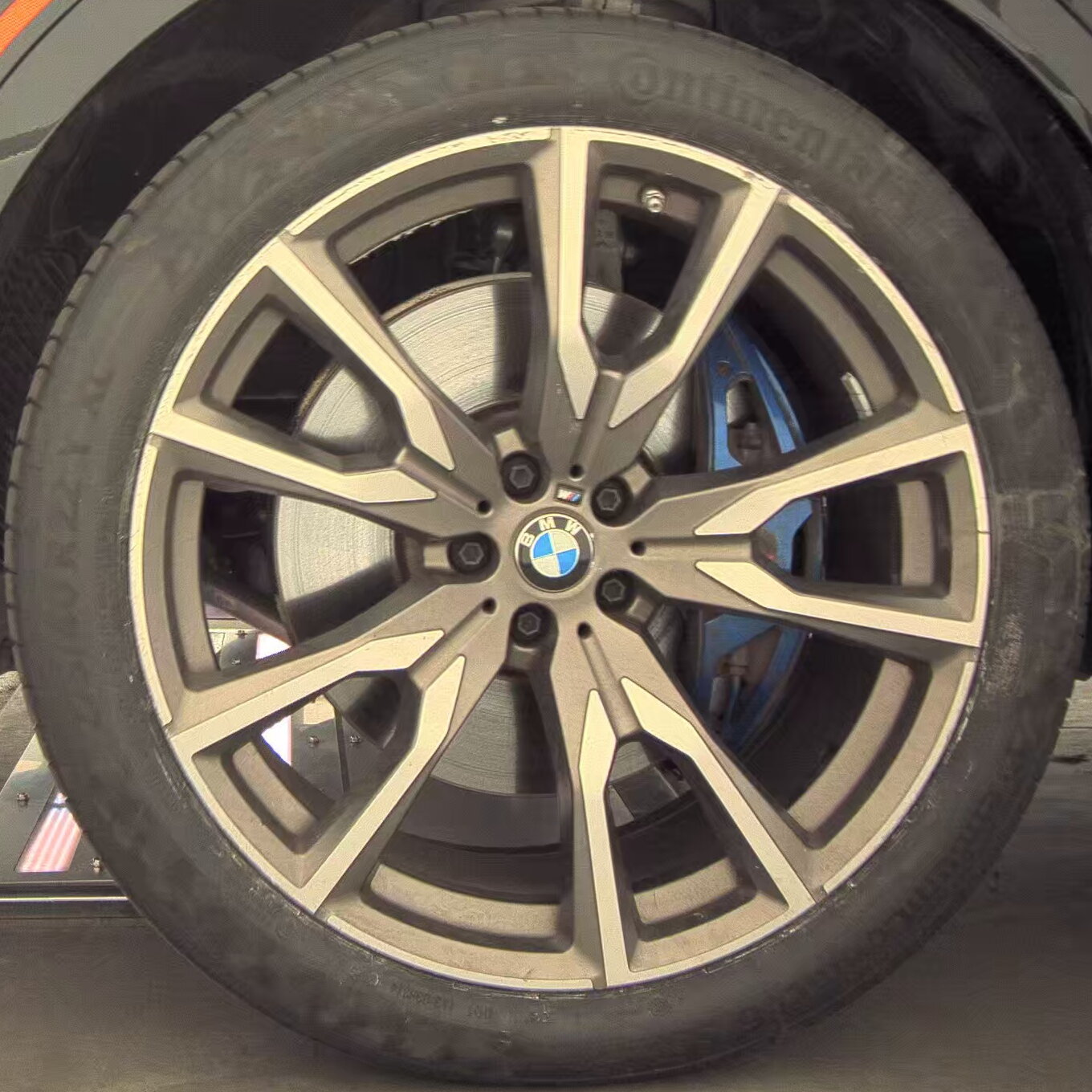 2022 BMW X7 M50i AWD