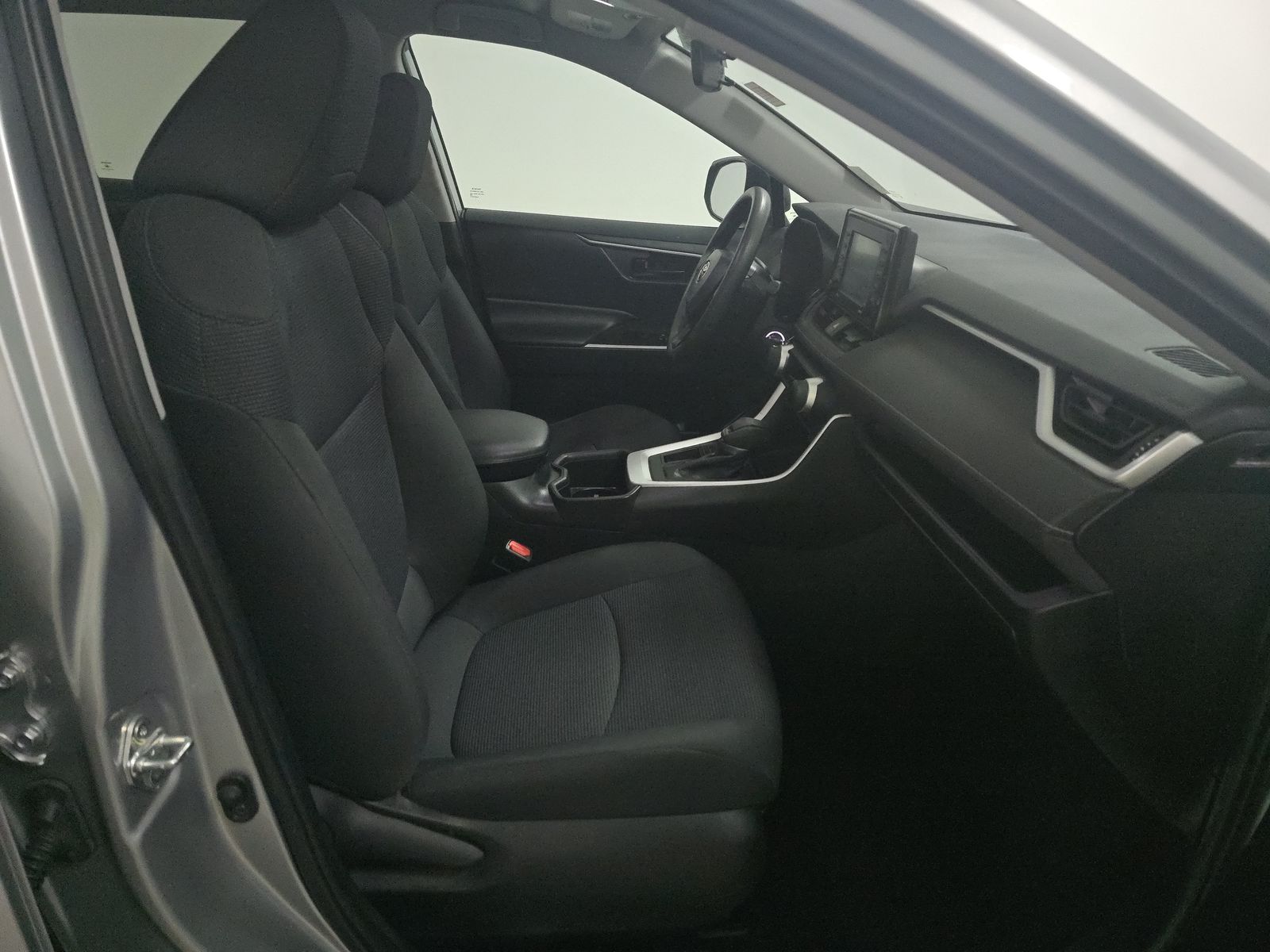 2022 Toyota RAV4 LE FWD