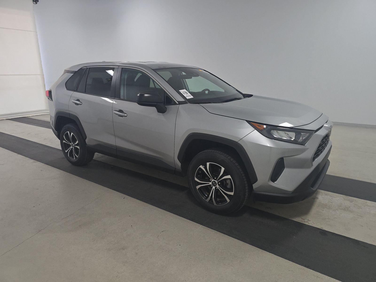 2022 Toyota RAV4 LE FWD