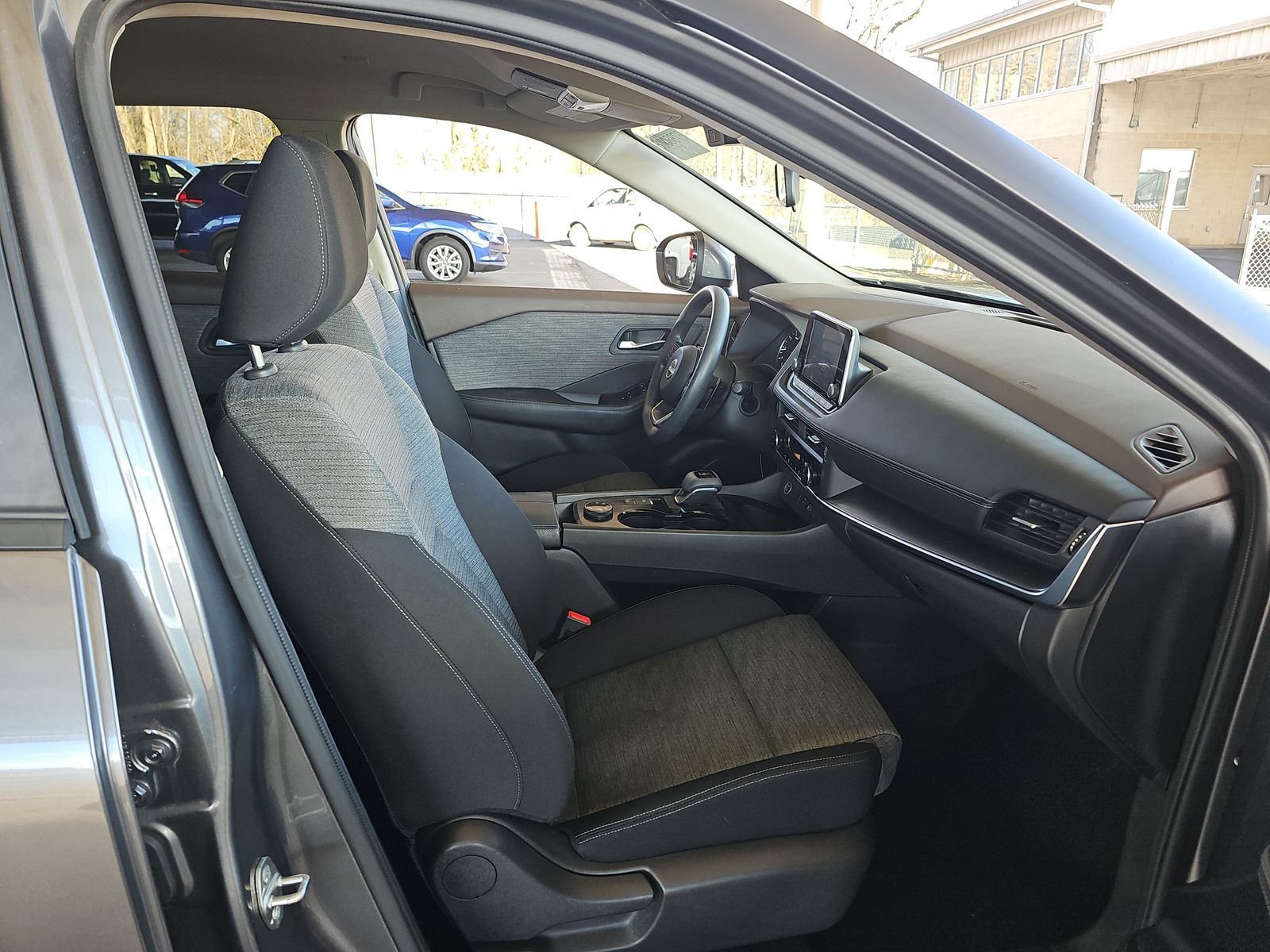 2023 Nissan Rogue SV AWD