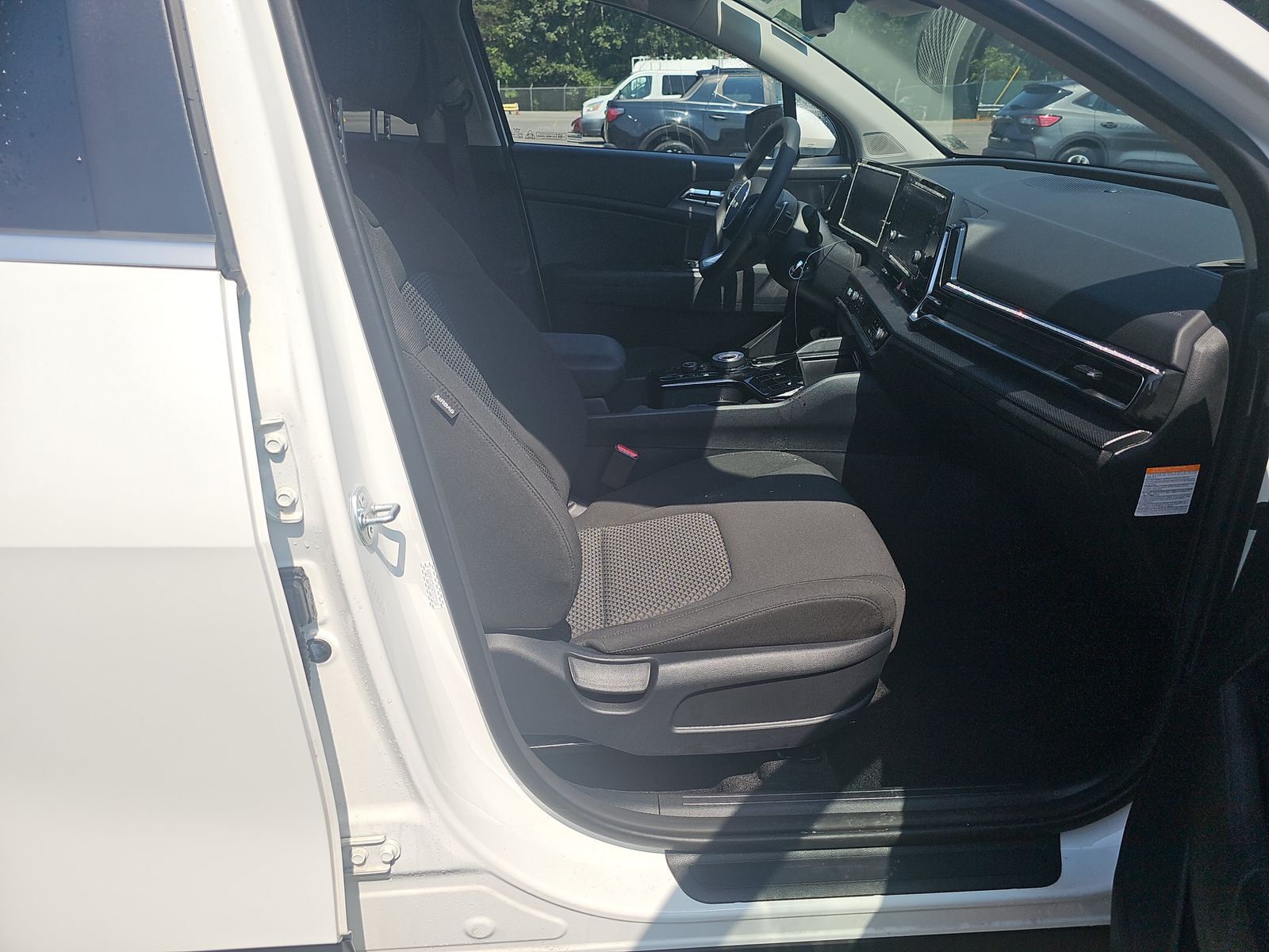 2024 Kia Sportage Hybrid LX AWD