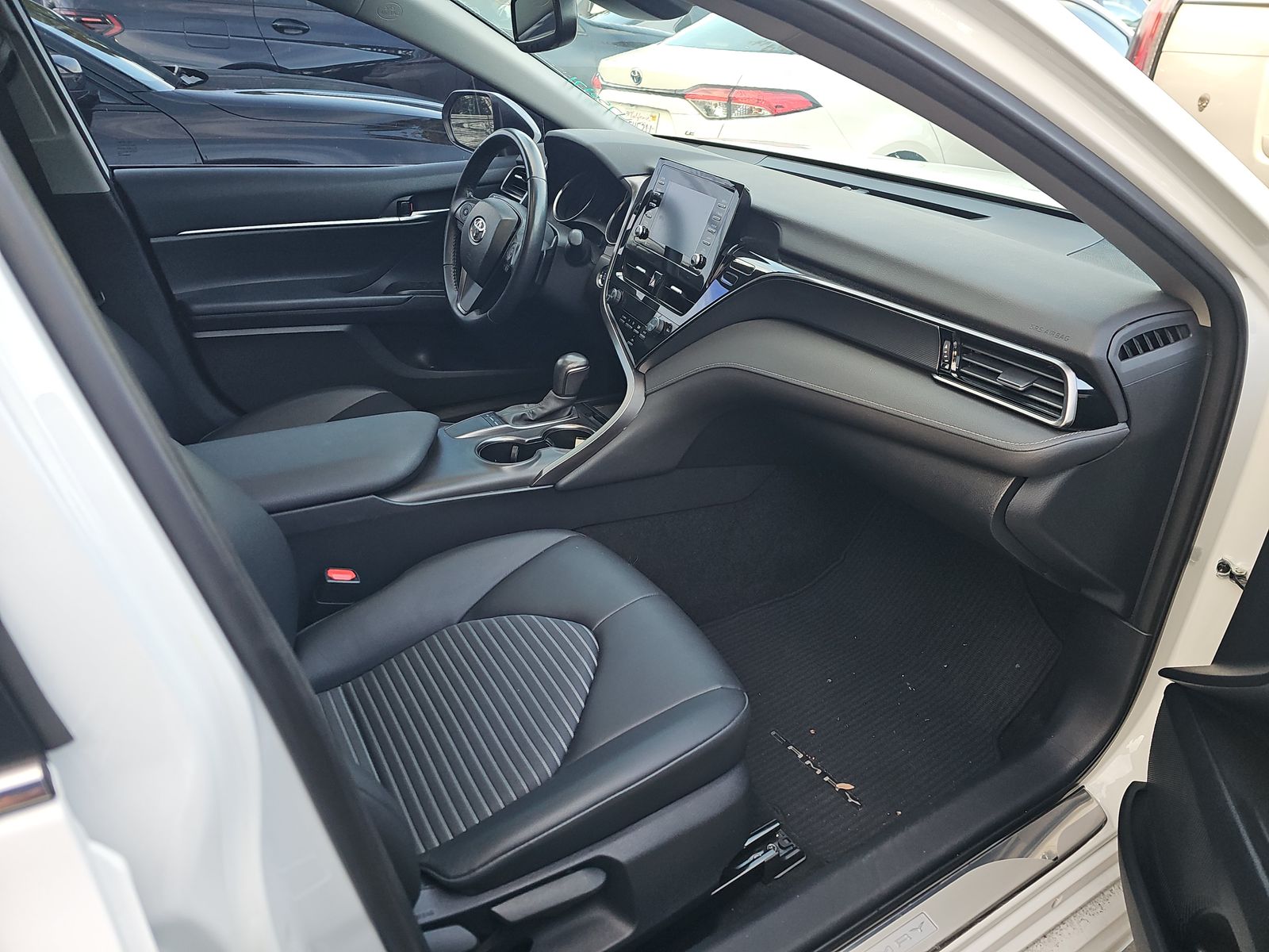 2023 Toyota Camry SE FWD