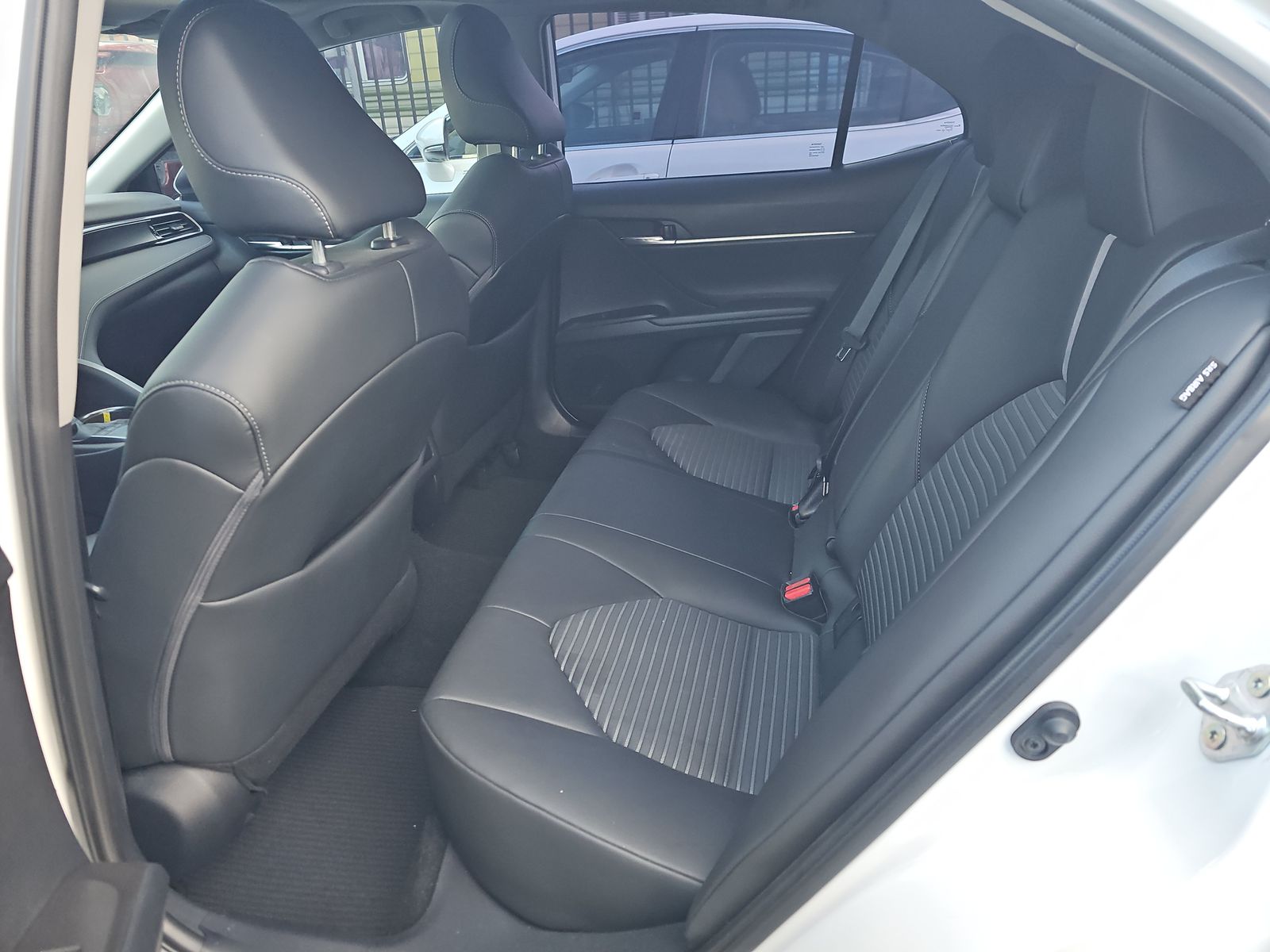 2023 Toyota Camry SE FWD