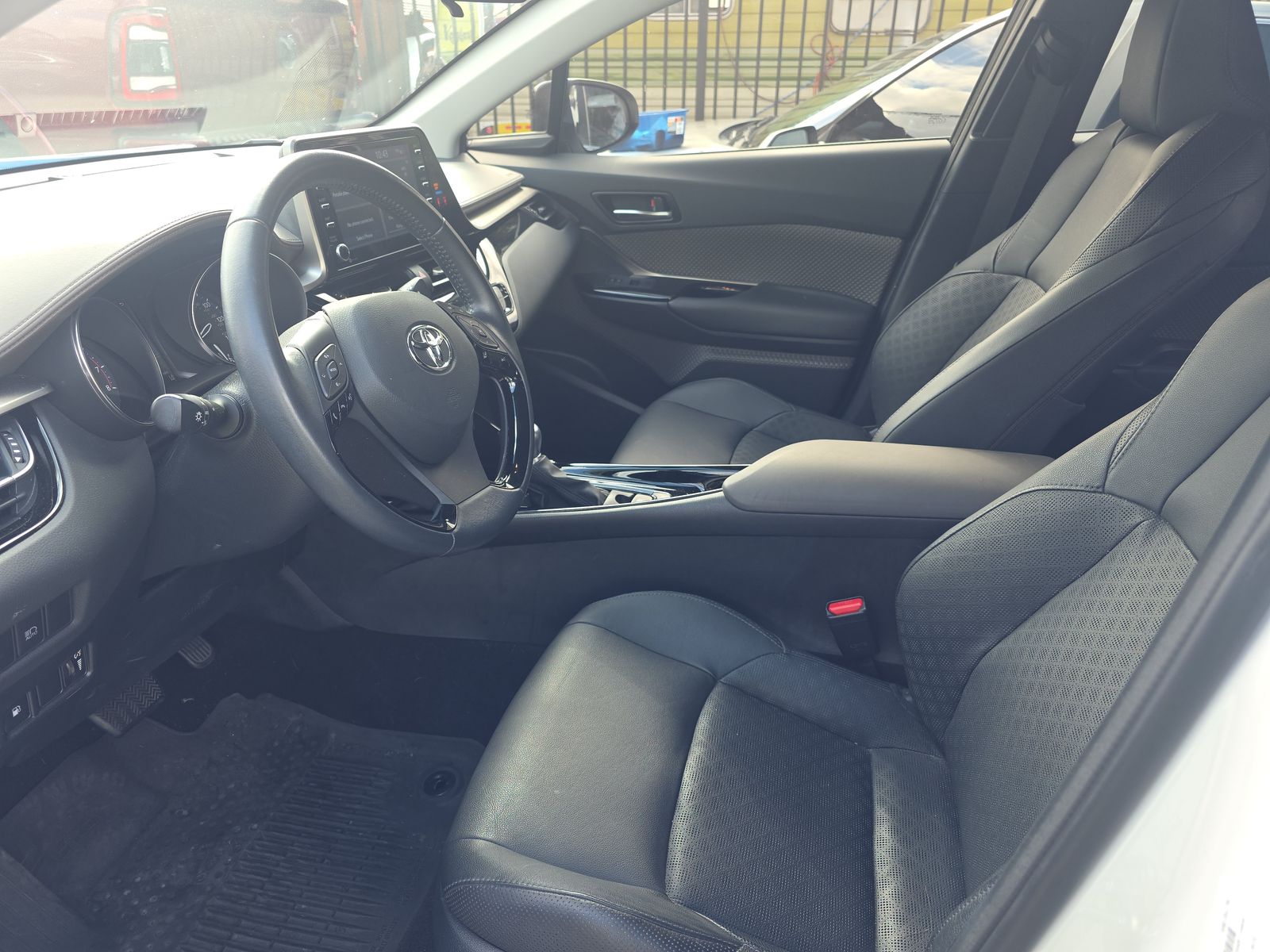 2022 Toyota C-HR Limited FWD