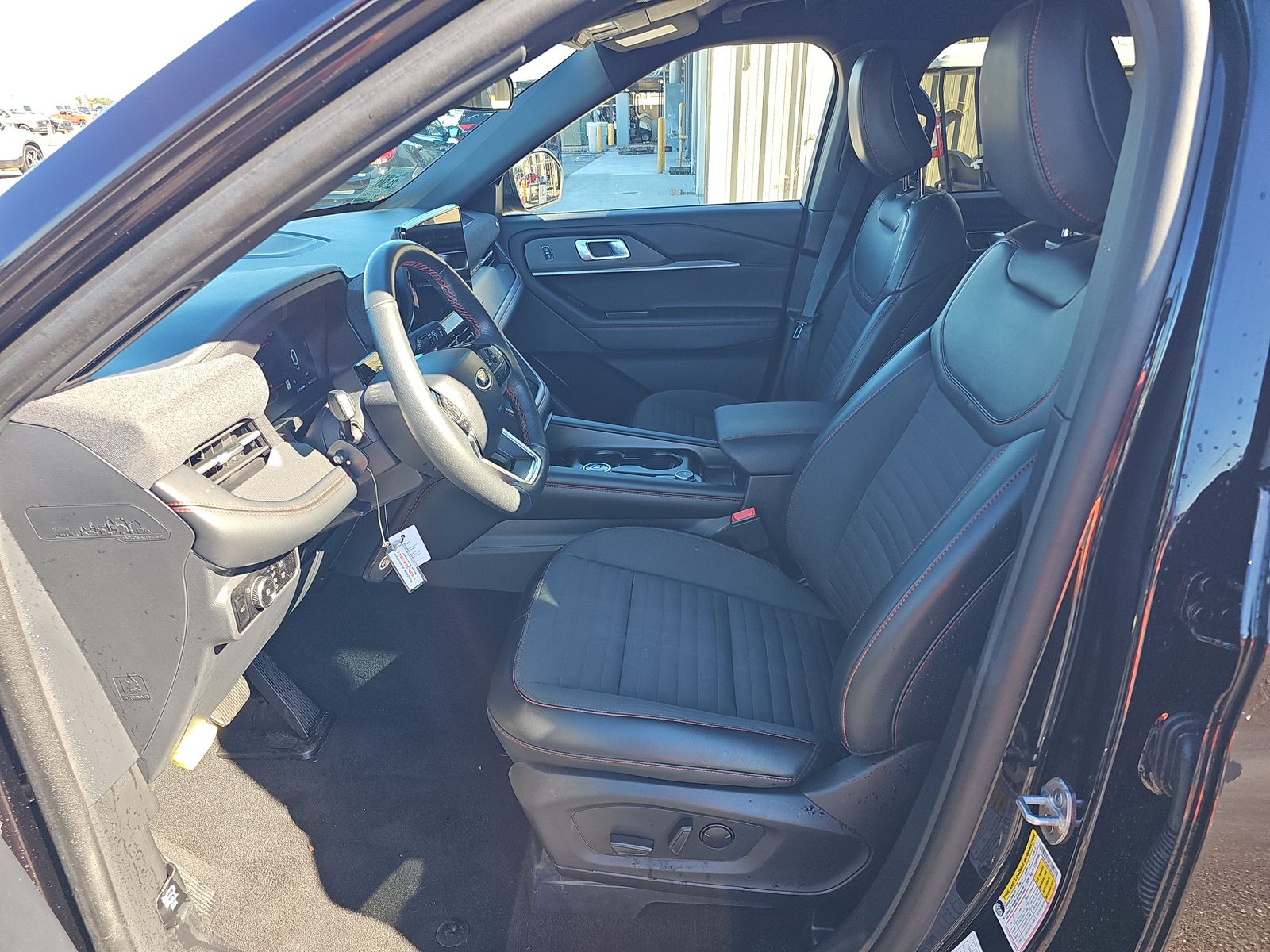 2025 Ford Explorer ST-Line AWD