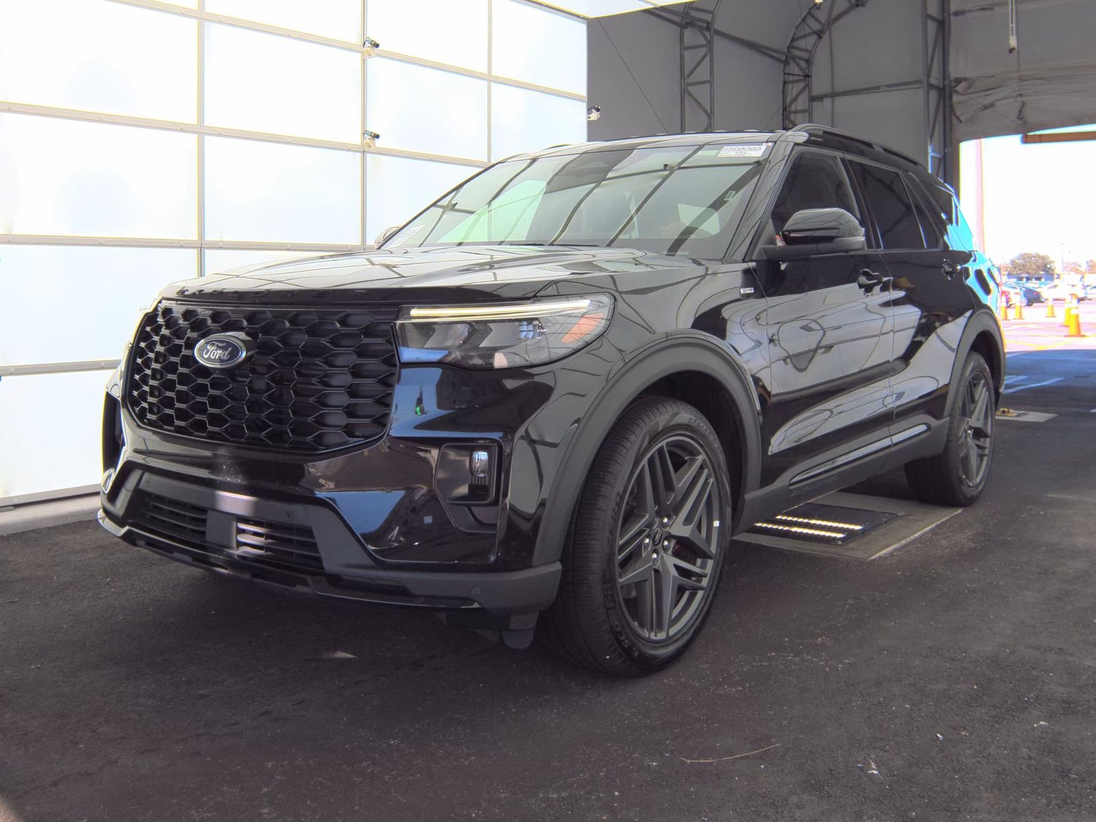 2025 Ford Explorer ST-Line AWD