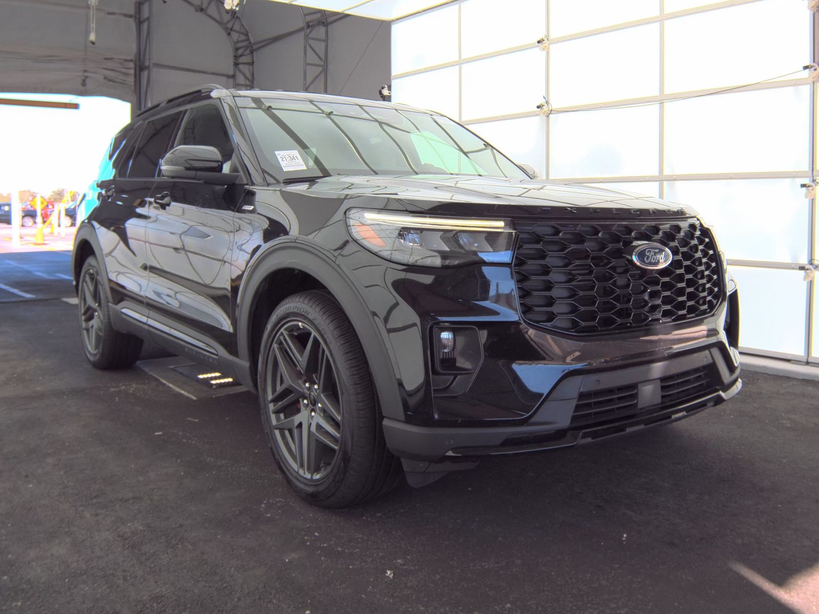 2025 Ford Explorer ST-Line AWD