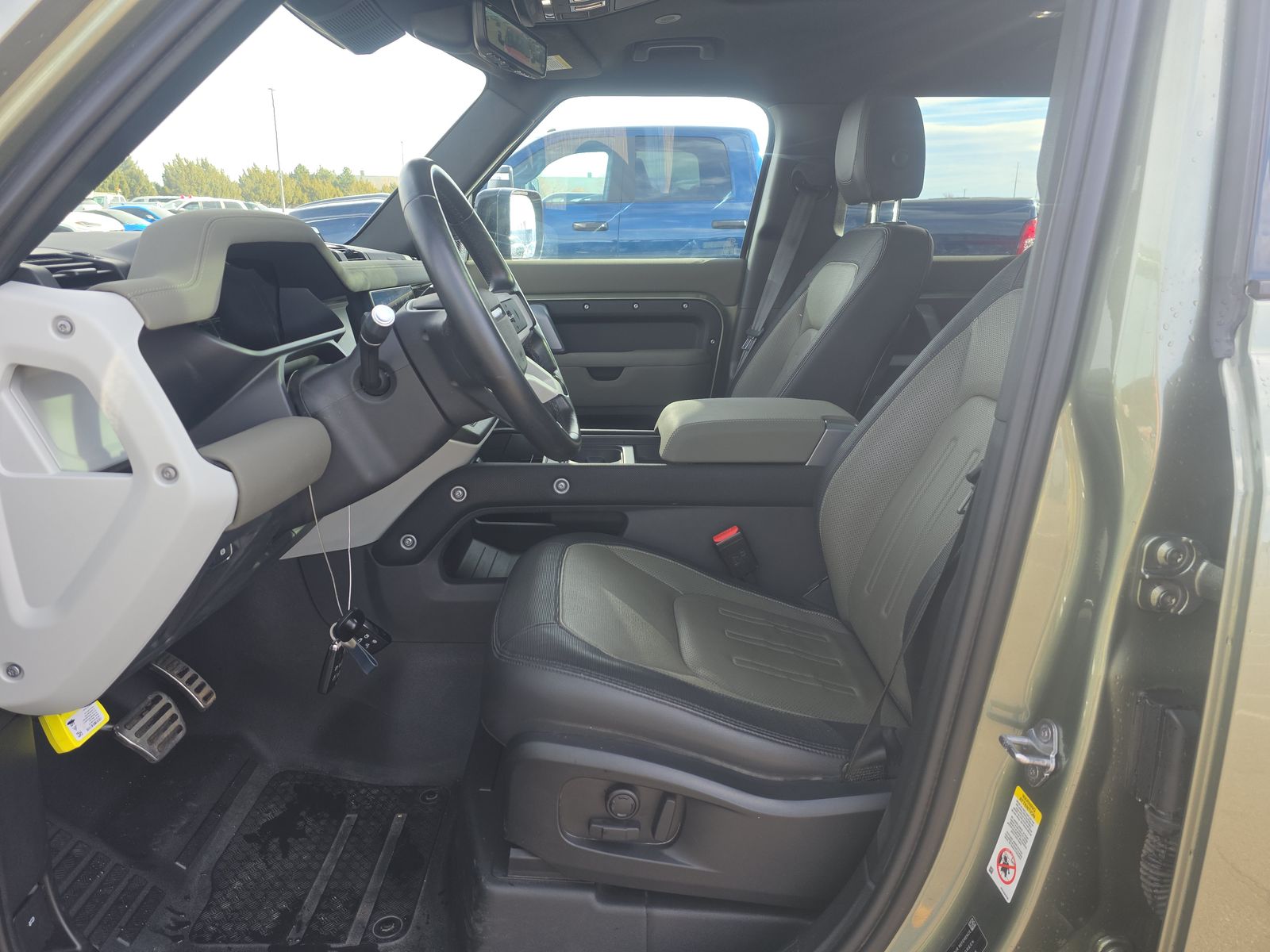 2022 Land Rover Defender 110 X-Dynamic SE AWD