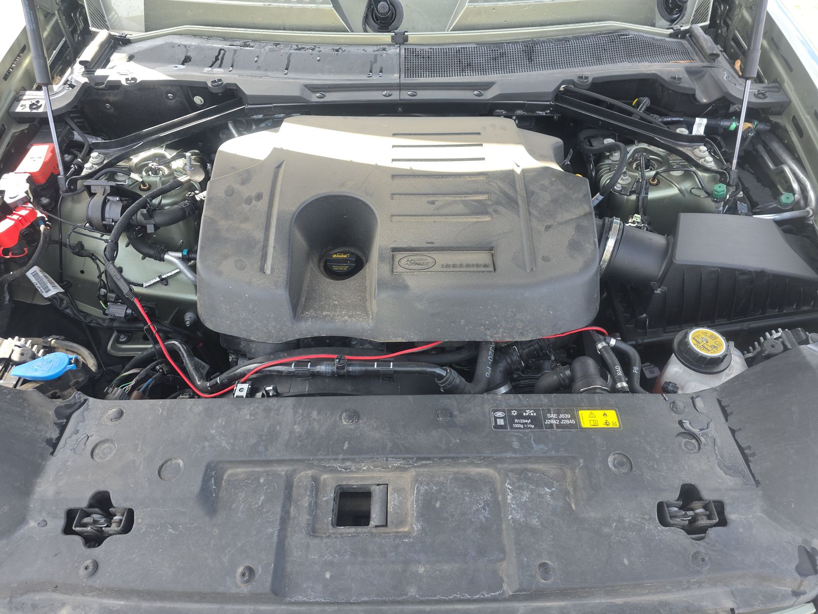 2022 Land Rover Defender 110 X-Dynamic SE AWD