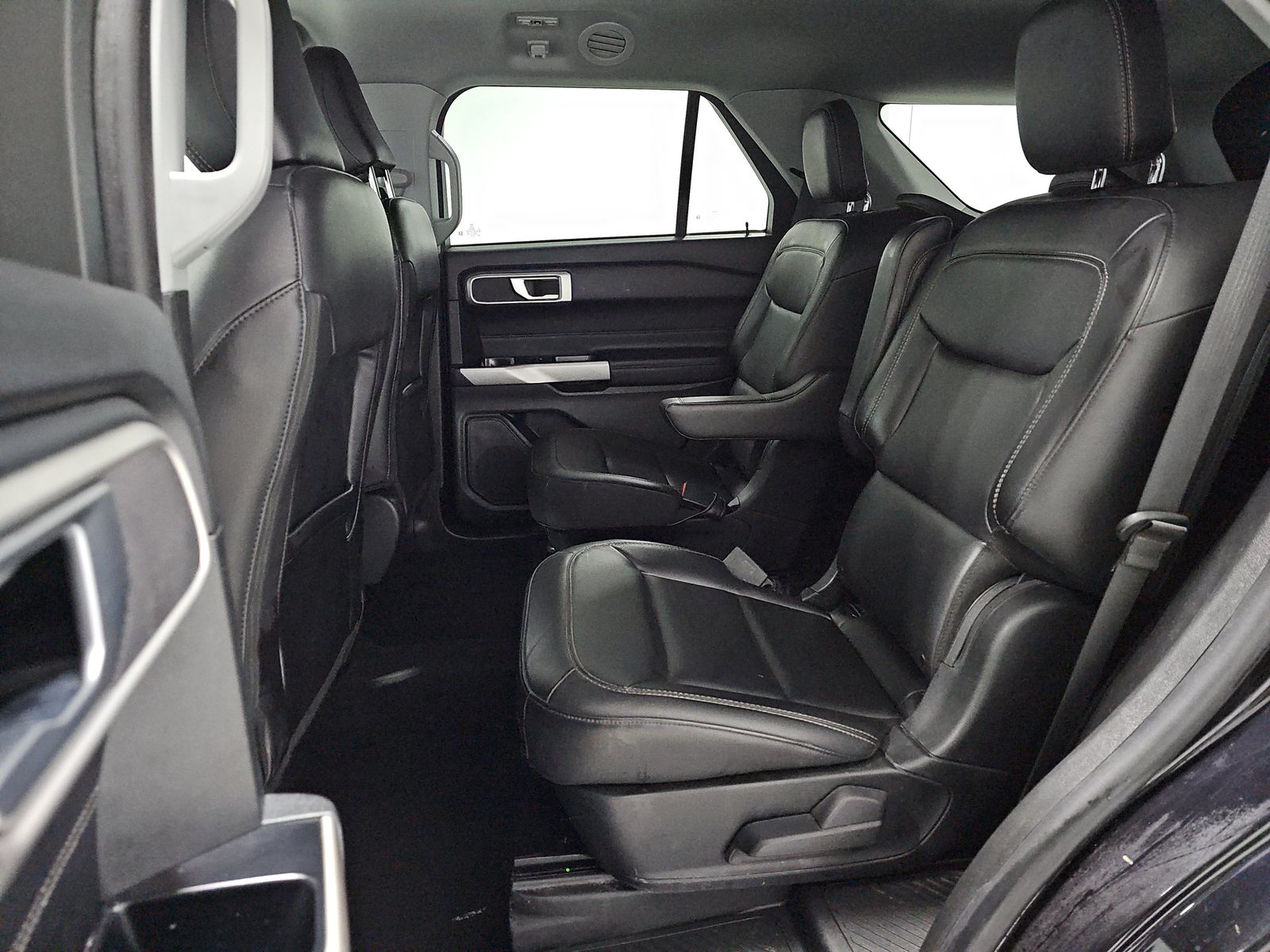 2023 Ford Explorer XLT AWD