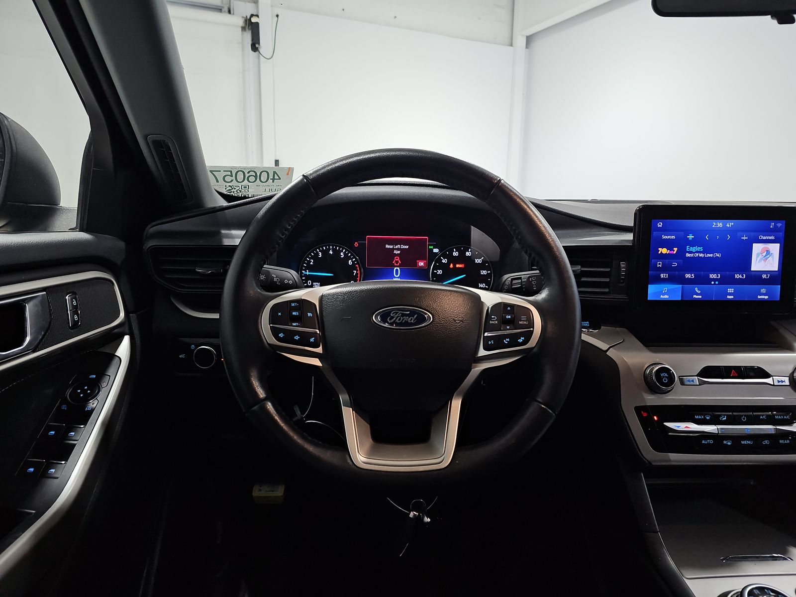 2023 Ford Explorer XLT AWD