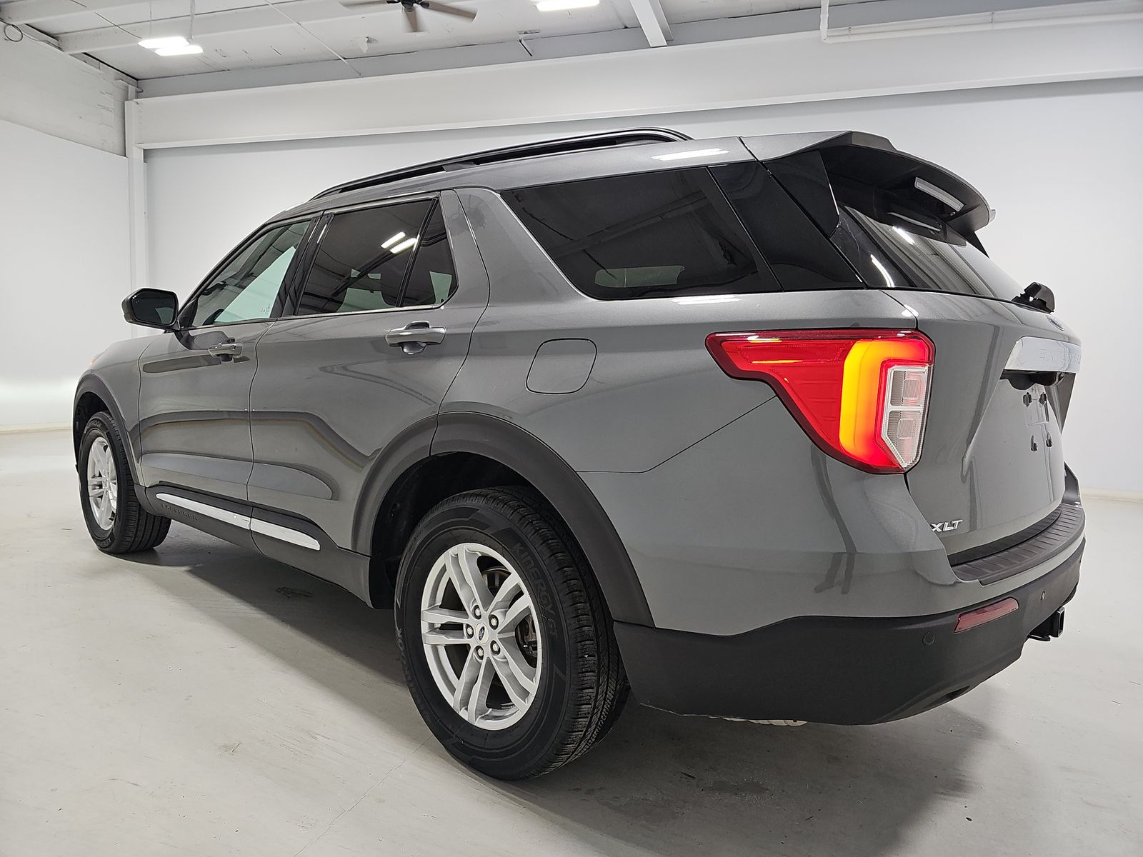 2023 Ford Explorer XLT AWD