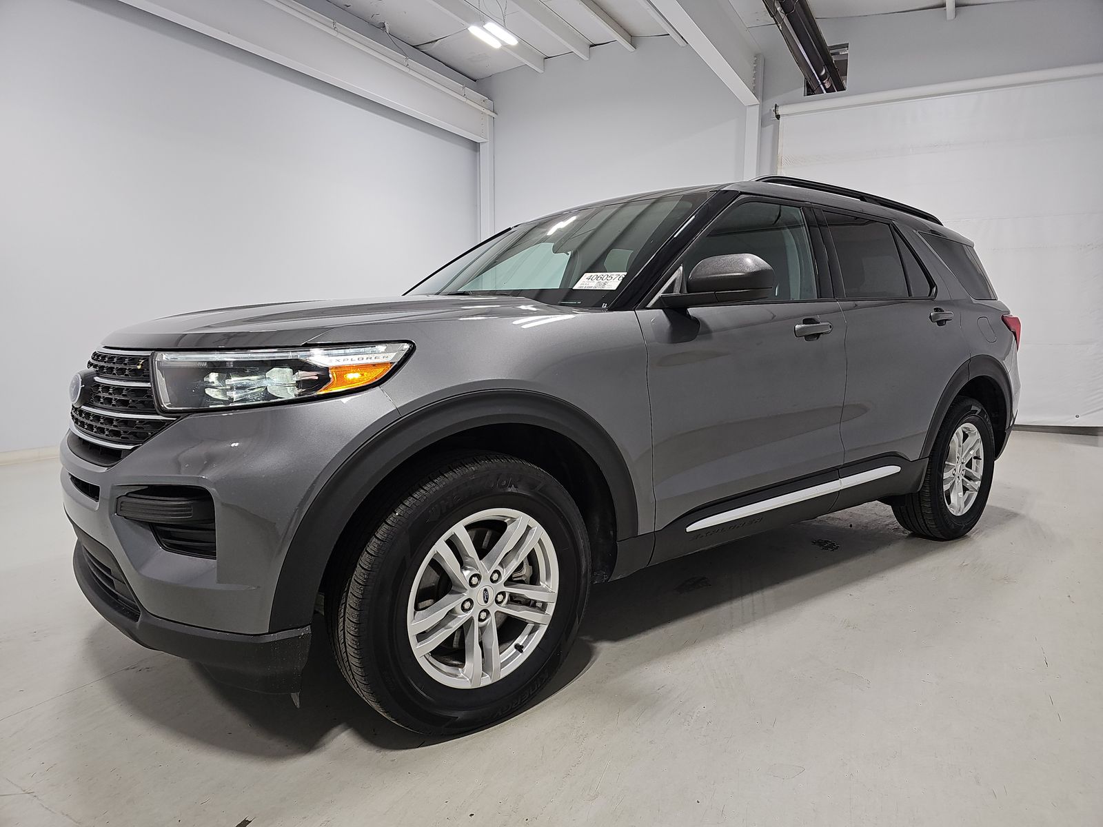 2023 Ford Explorer XLT AWD