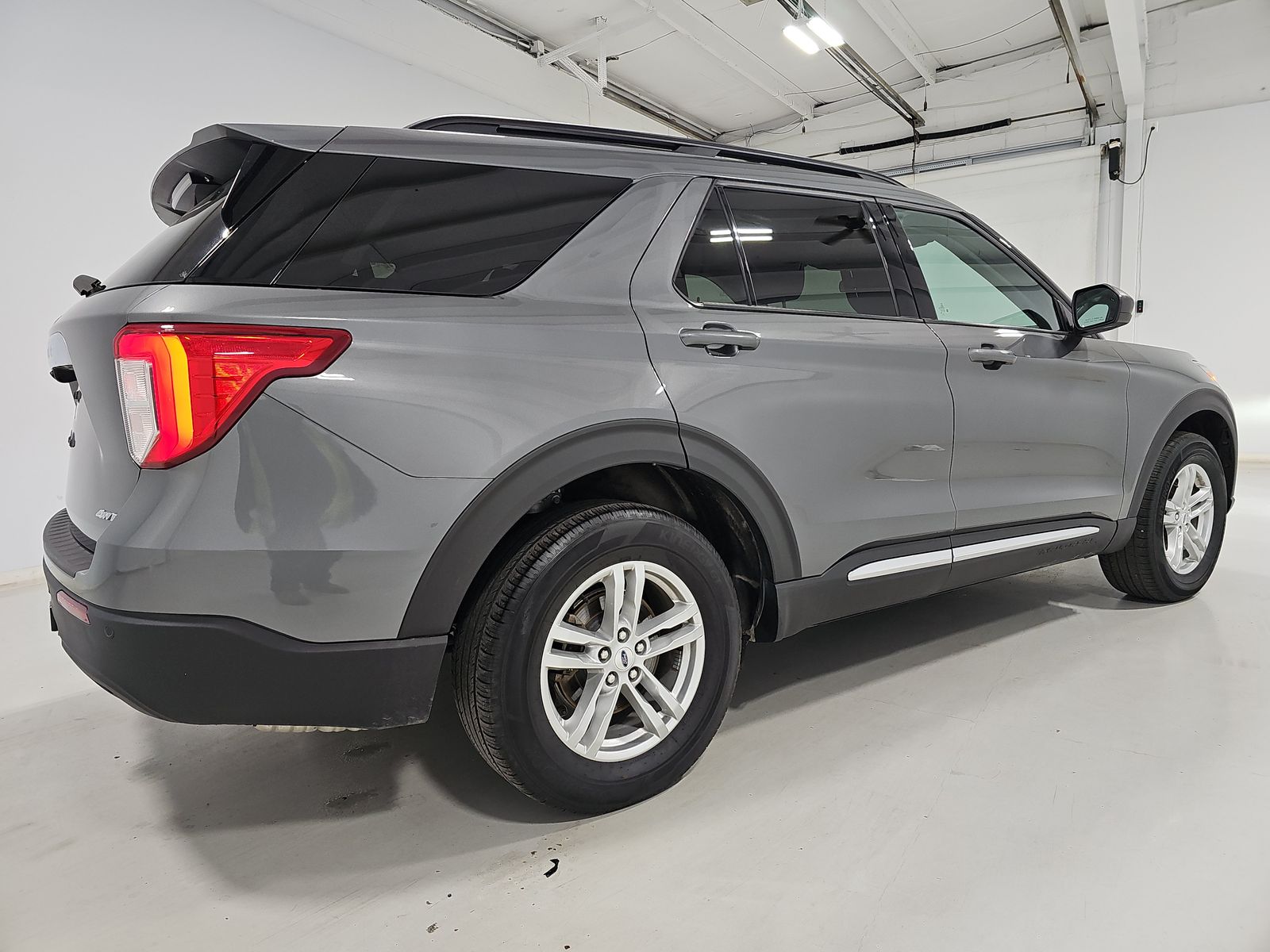 2023 Ford Explorer XLT AWD