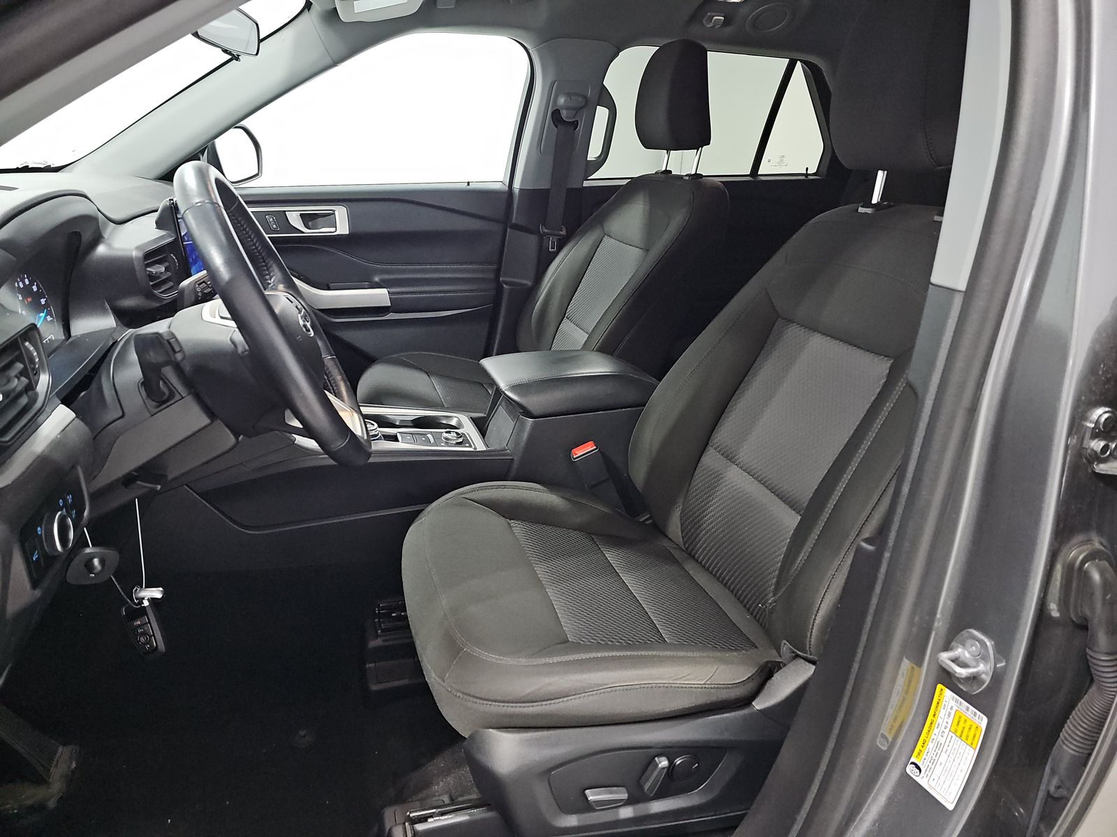 2023 Ford Explorer XLT AWD