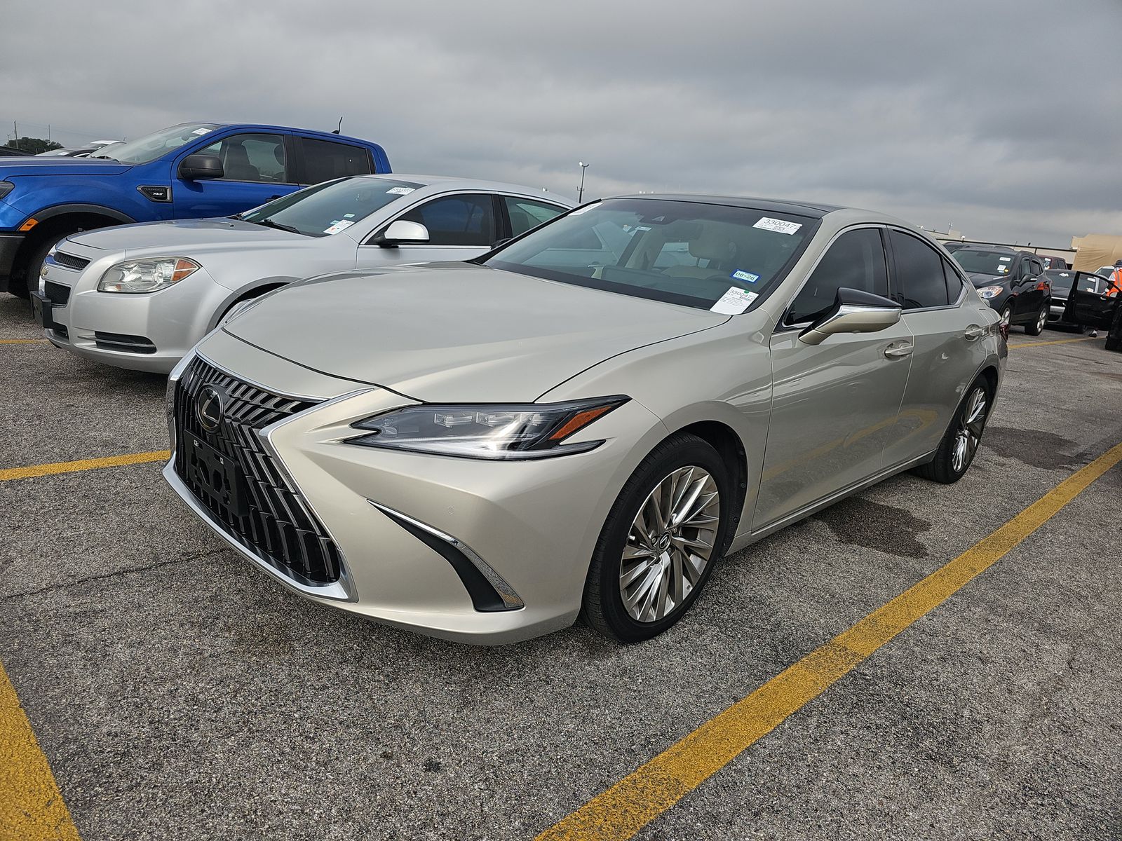 2022 Lexus ES ES 350 Ultra Luxury FWD