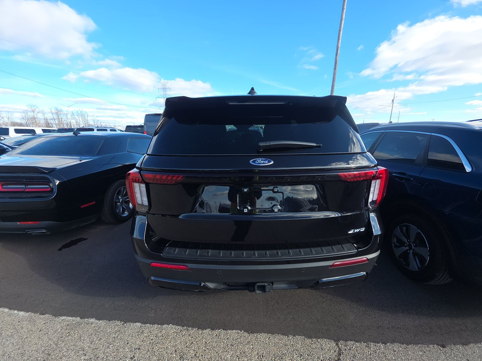 2025 Ford Explorer ST-Line AWD