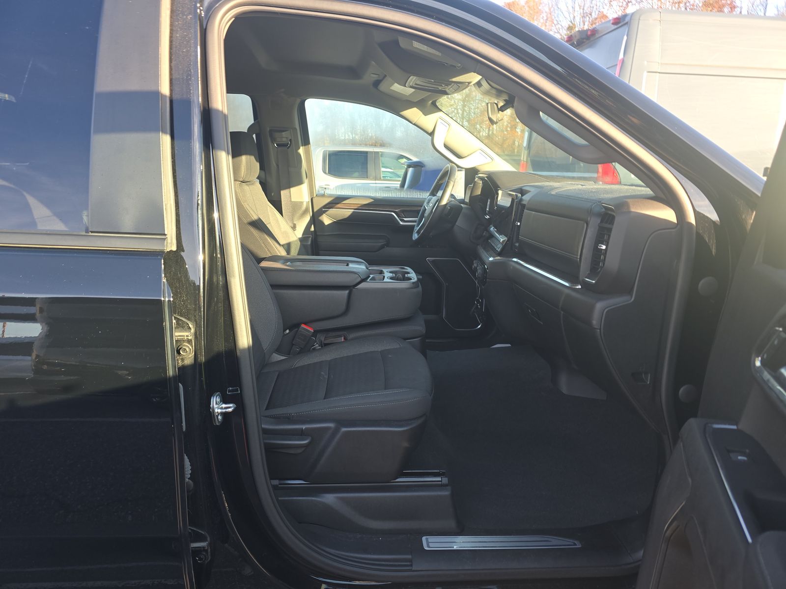 2023 Chevrolet Silverado 1500 LT AWD