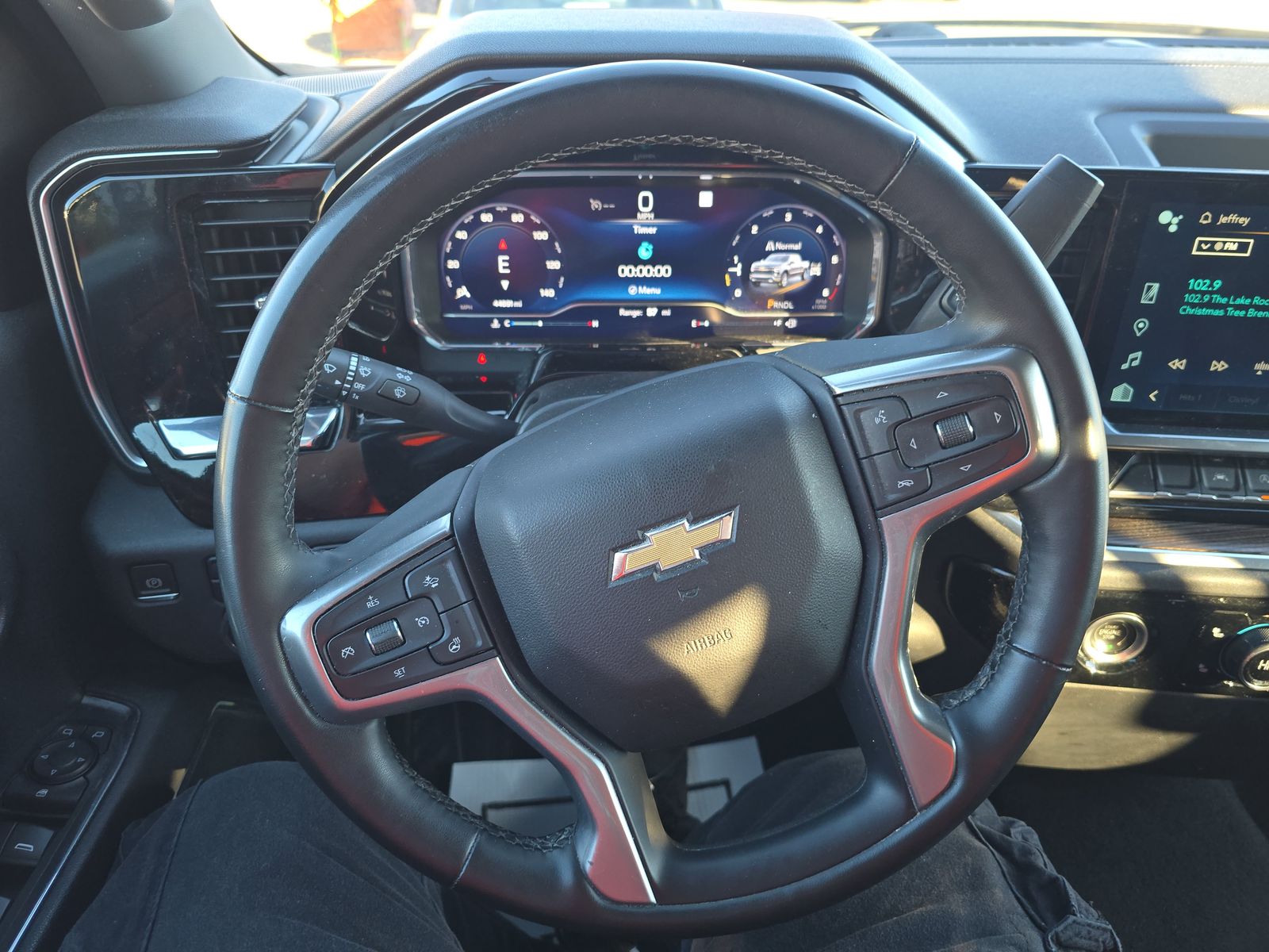 2023 Chevrolet Silverado 1500 LT AWD