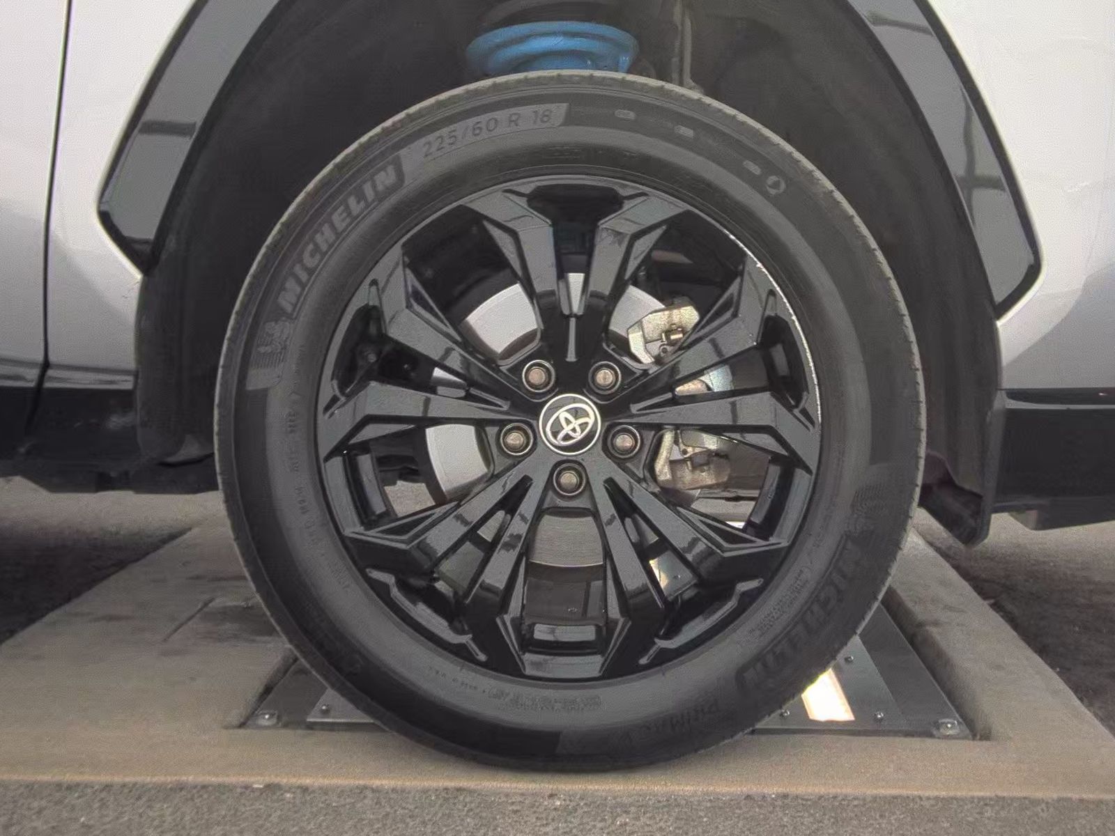 2023 Toyota RAV4 Hybrid XSE AWD