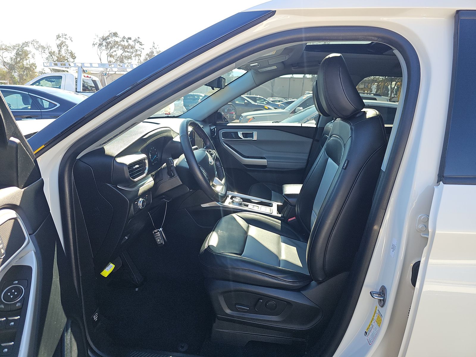 2022 Ford Explorer XLT FWD