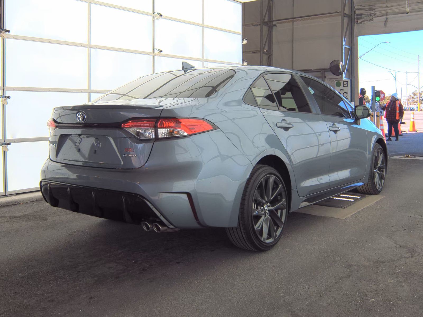 2025 Toyota Corolla Hybrid SE FWD