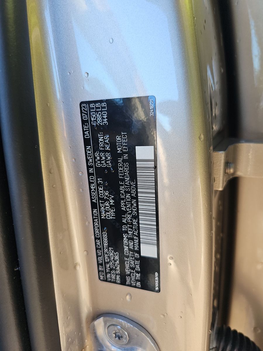 2024 Volvo XC90 B5 Plus AWD