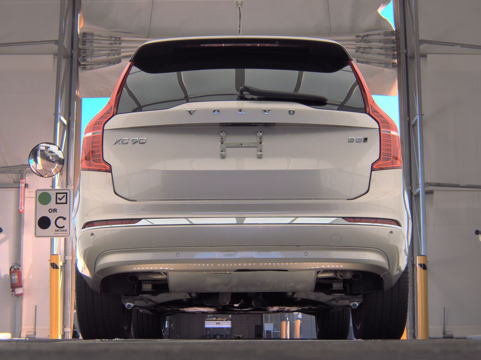 2024 Volvo XC90 B5 Plus AWD