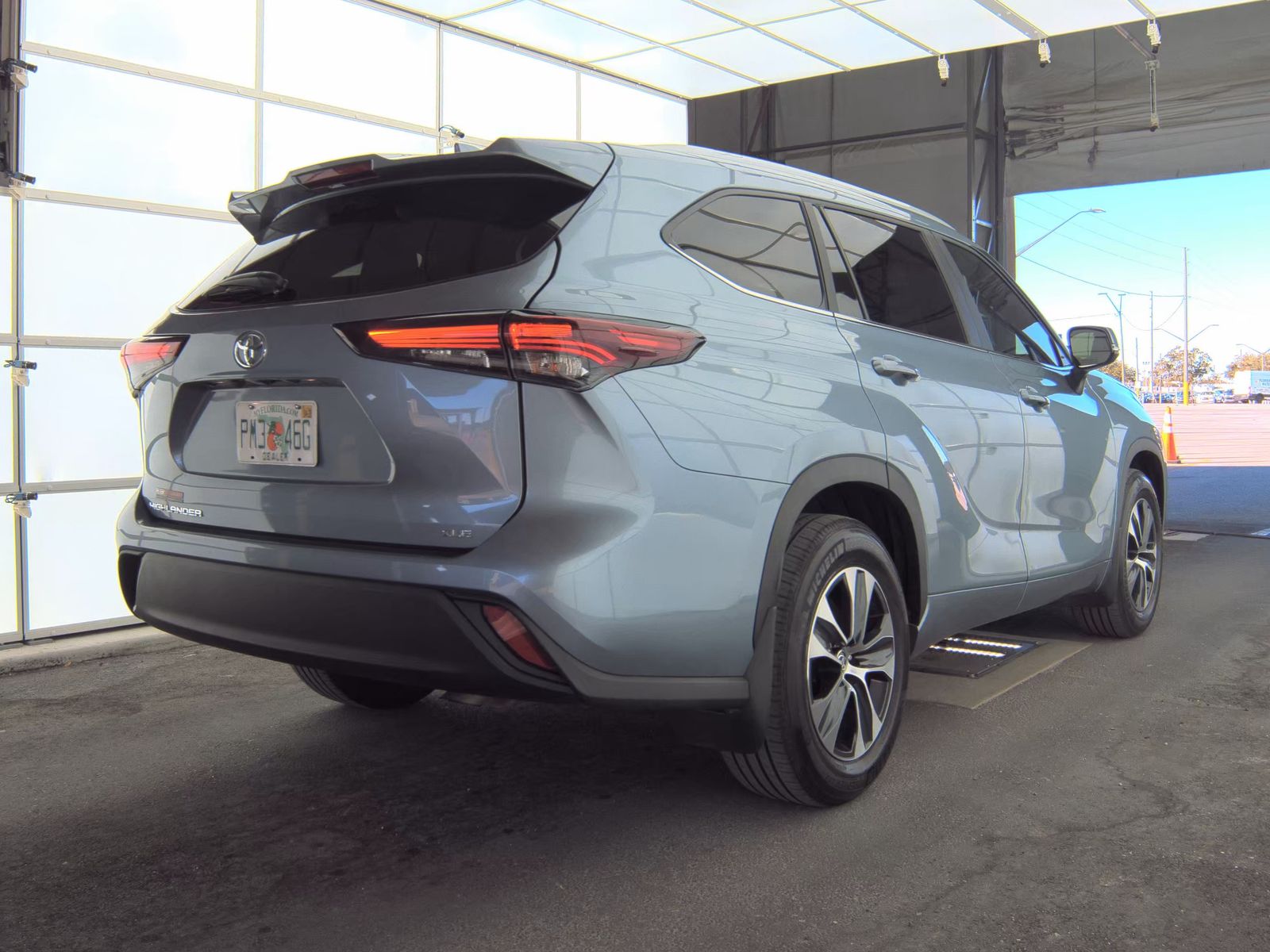 2024 Toyota Highlander XLE FWD