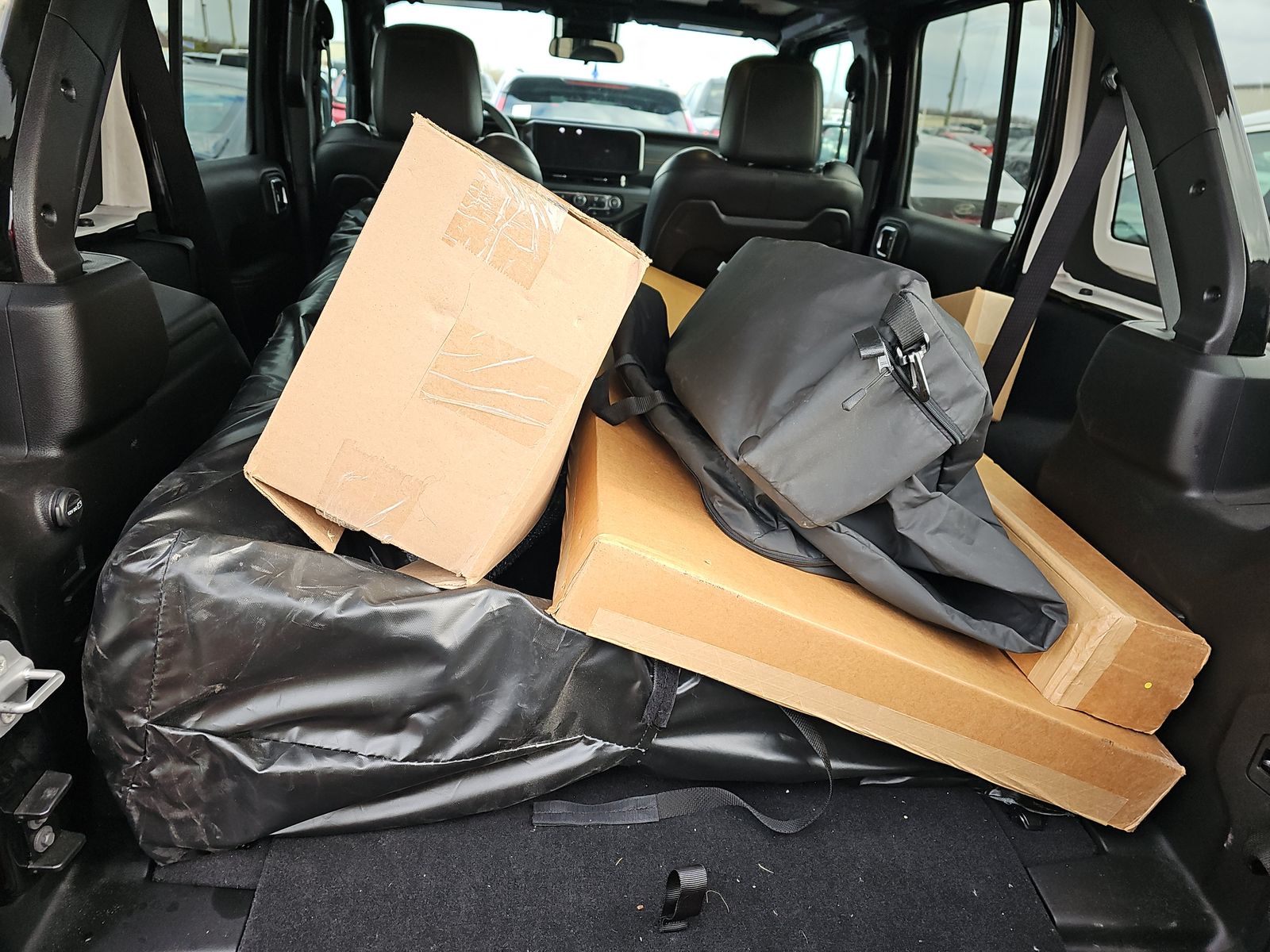 2024 Jeep Wrangler Sahara AWD