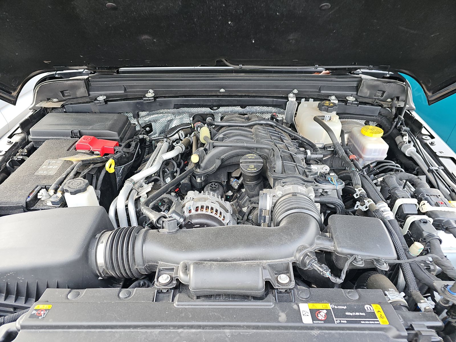 2024 Jeep Wrangler Sahara AWD