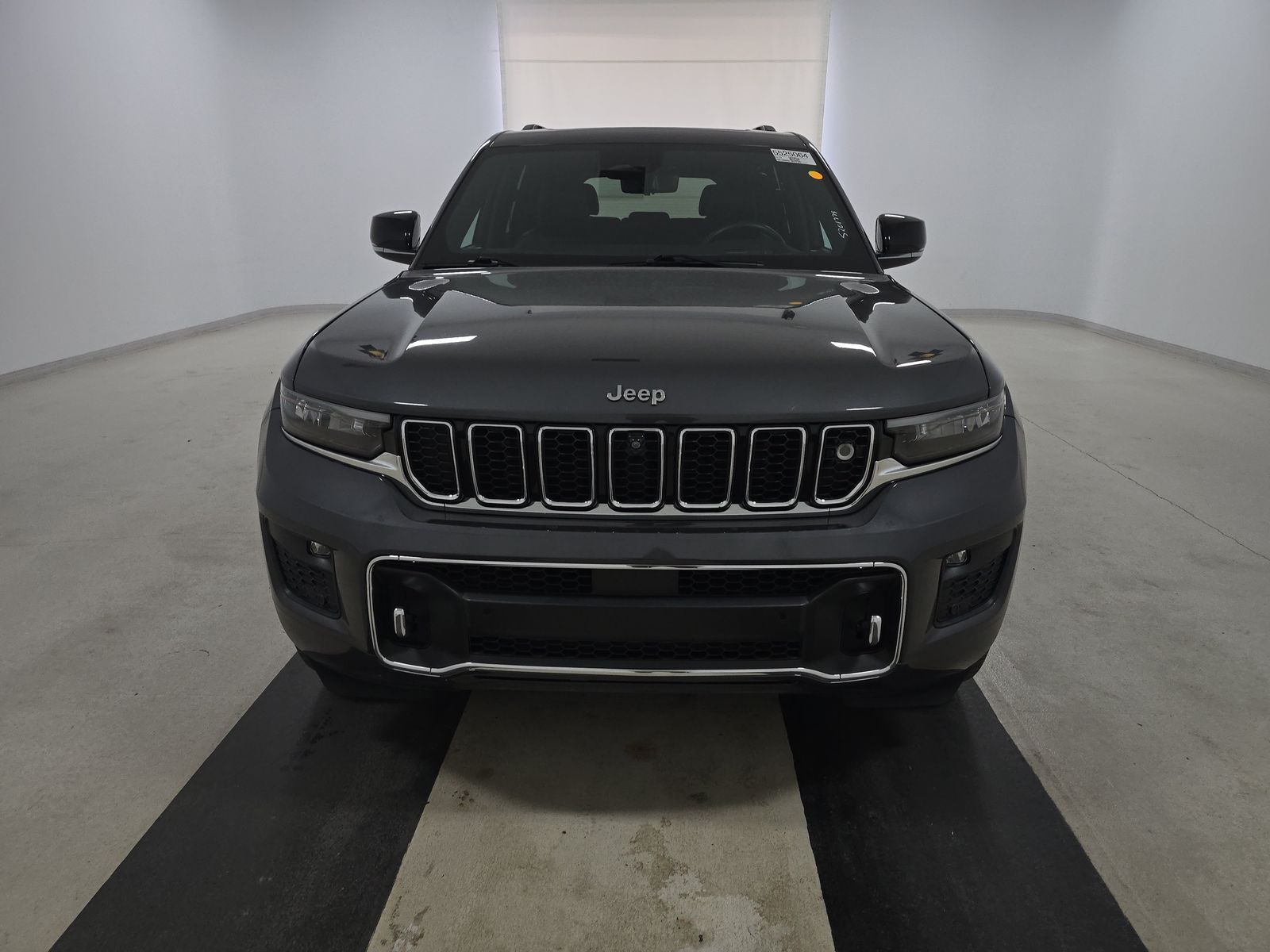 2022 Jeep Grand Cherokee Overland AWD