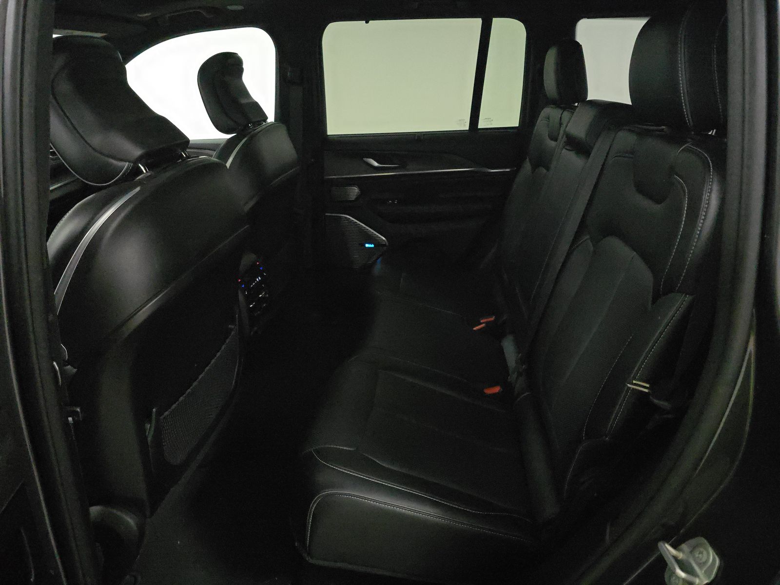 2022 Jeep Grand Cherokee Overland AWD