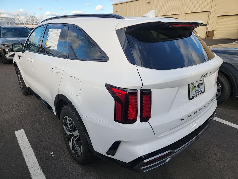 2022 Kia Sorento EX FWD