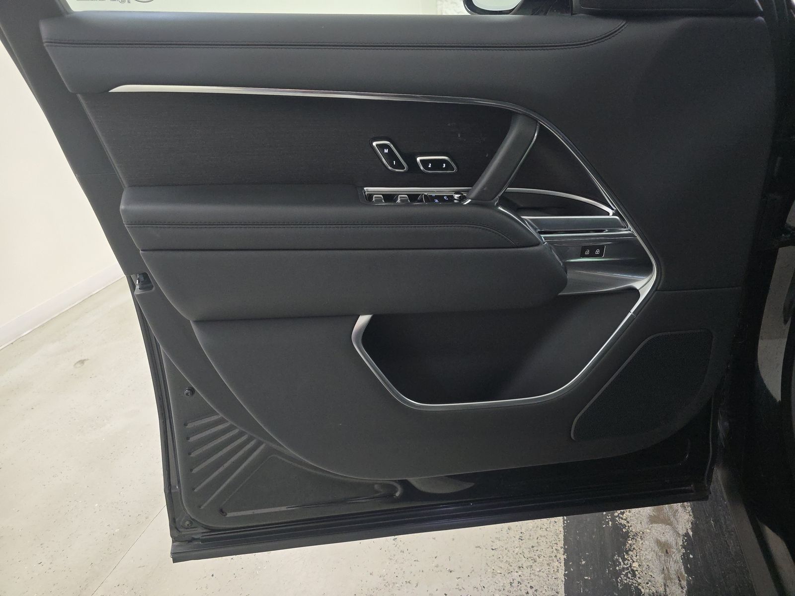 2023 Land Rover Range Rover SE AWD