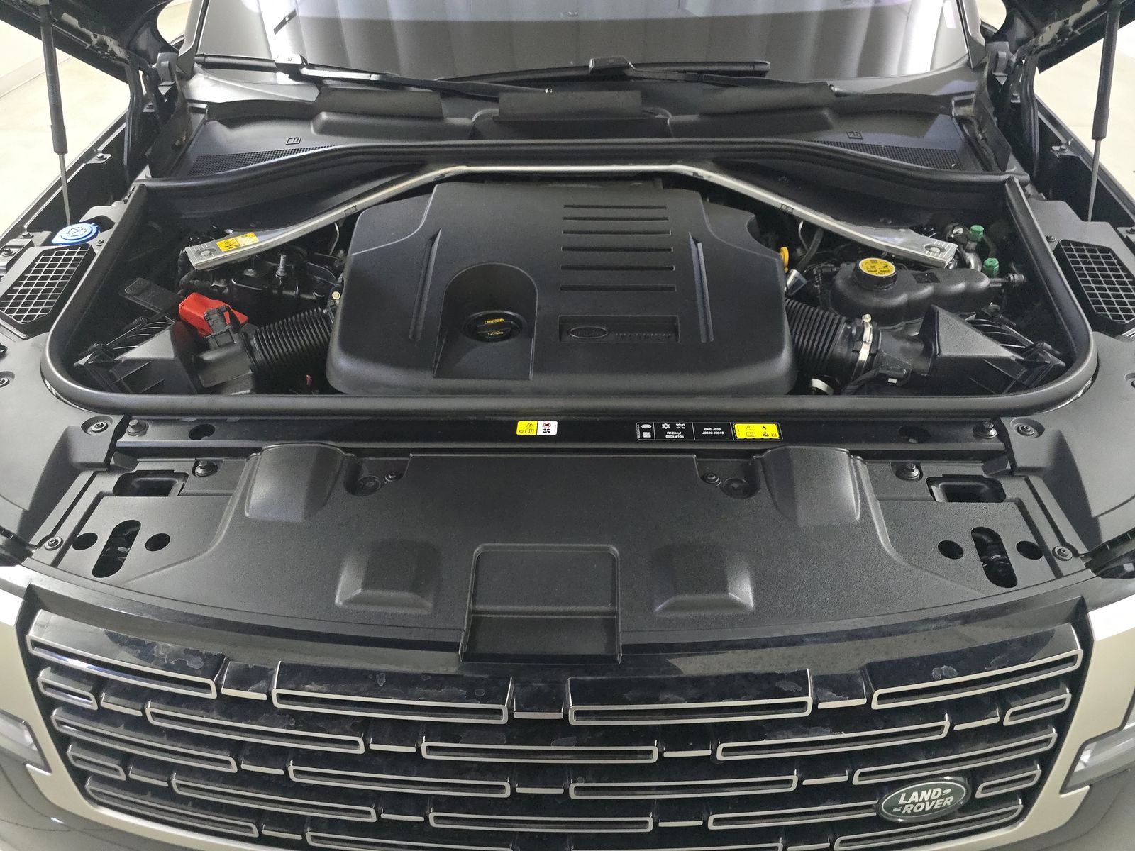 2023 Land Rover Range Rover SE AWD