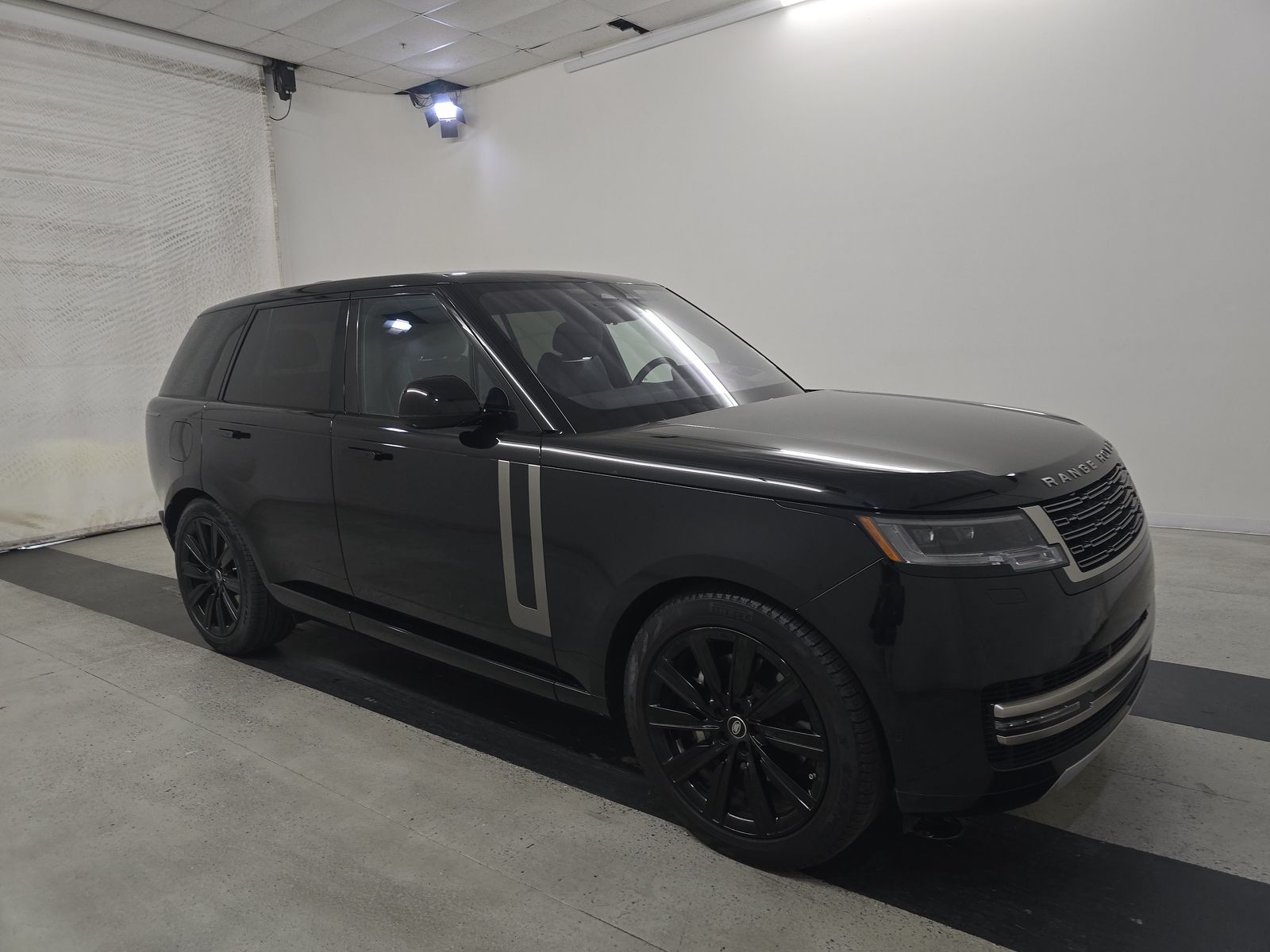 2023 Land Rover Range Rover SE AWD