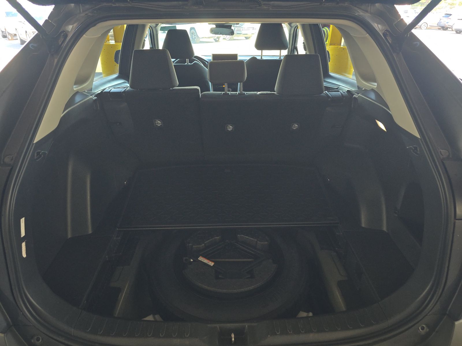 2024 Toyota RAV4 LE AWD