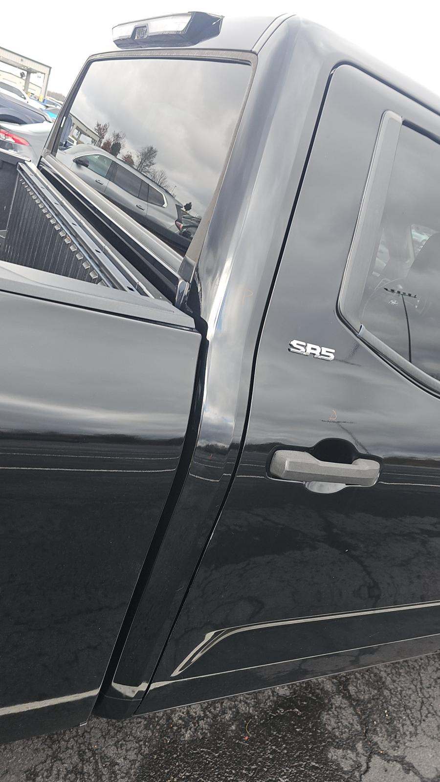 2022 Toyota Tundra SR5 AWD