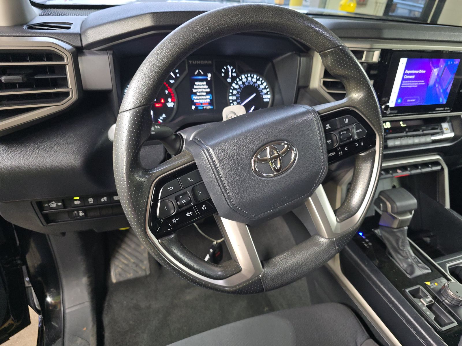 2022 Toyota Tundra SR5 AWD