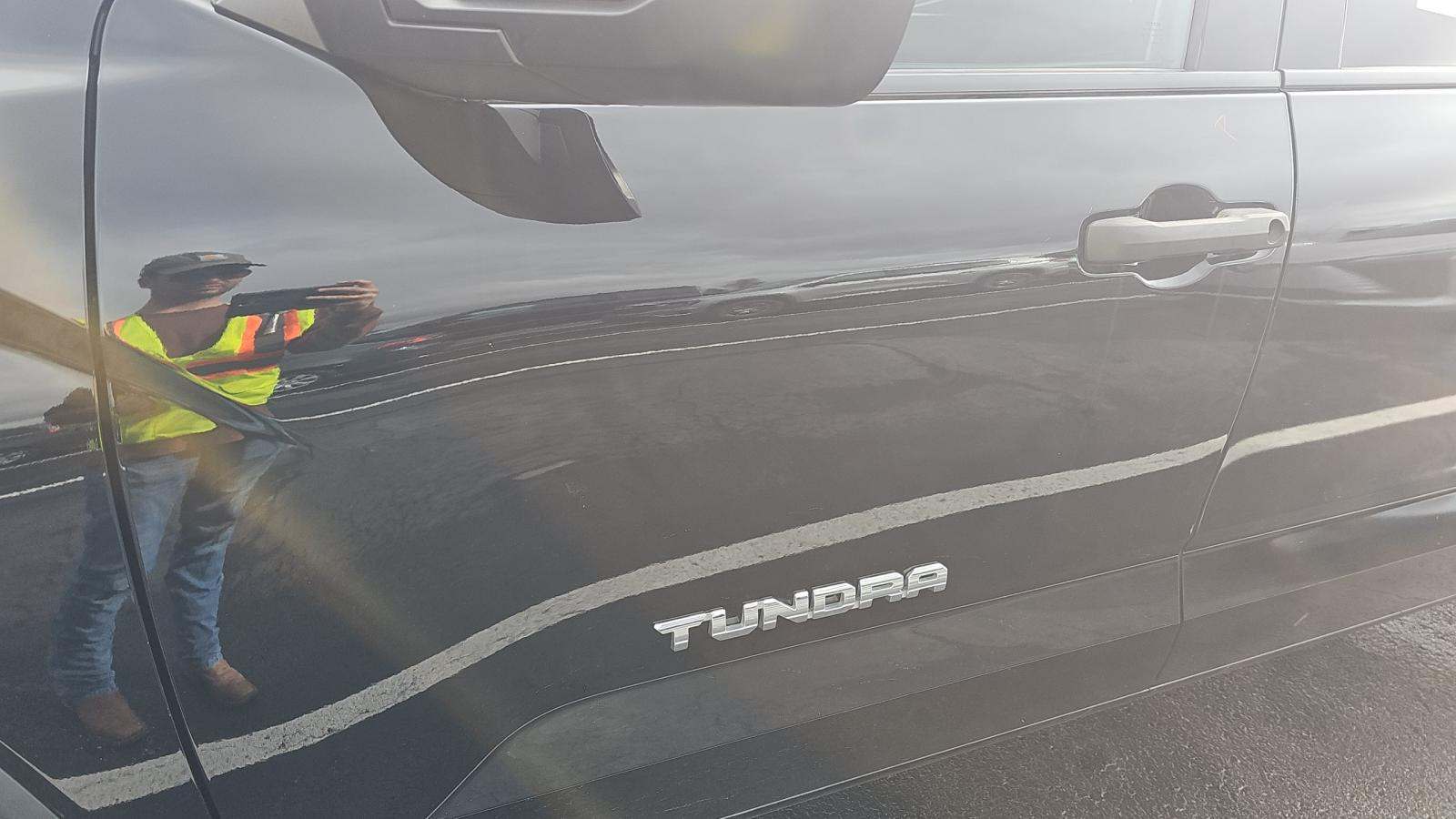 2022 Toyota Tundra SR5 AWD