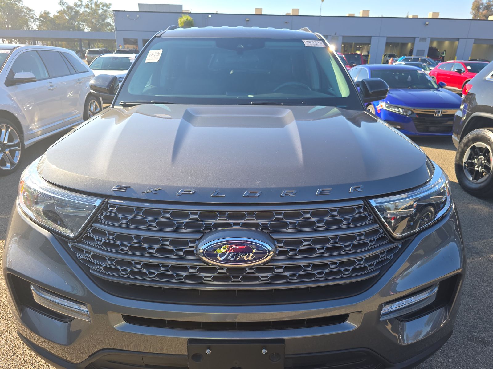 2023 Ford Explorer XLT AWD