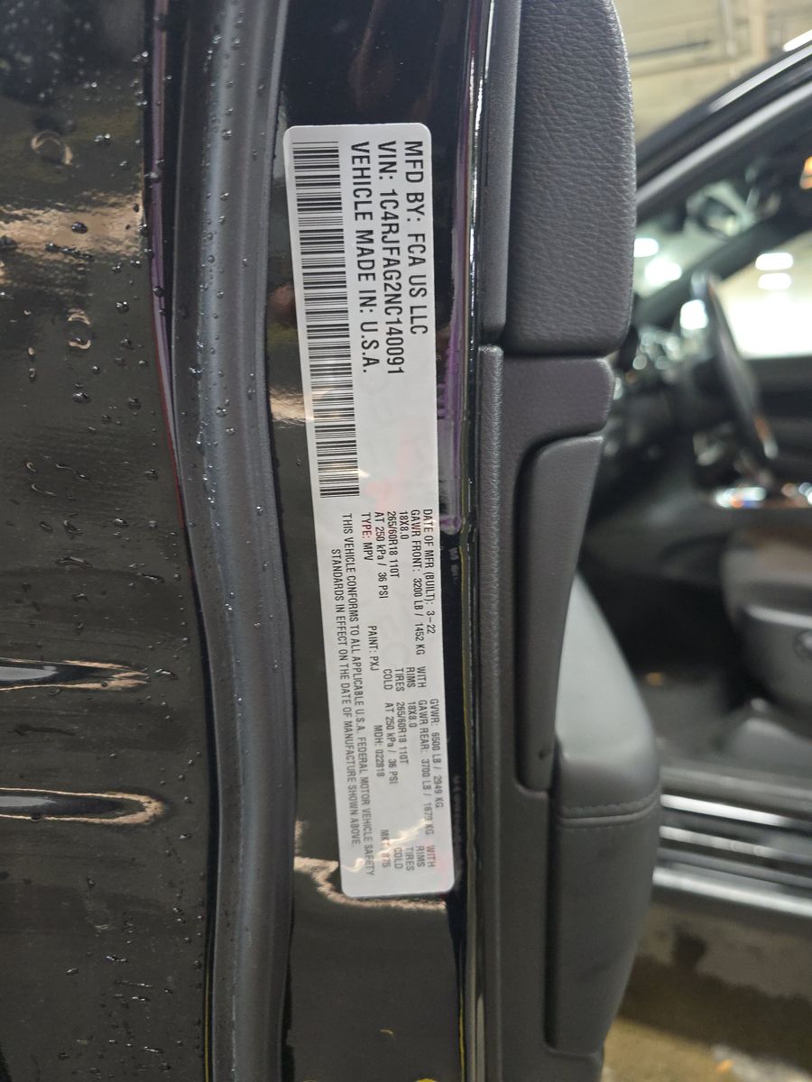 2022 Jeep Grand Cherokee Laredo E AWD