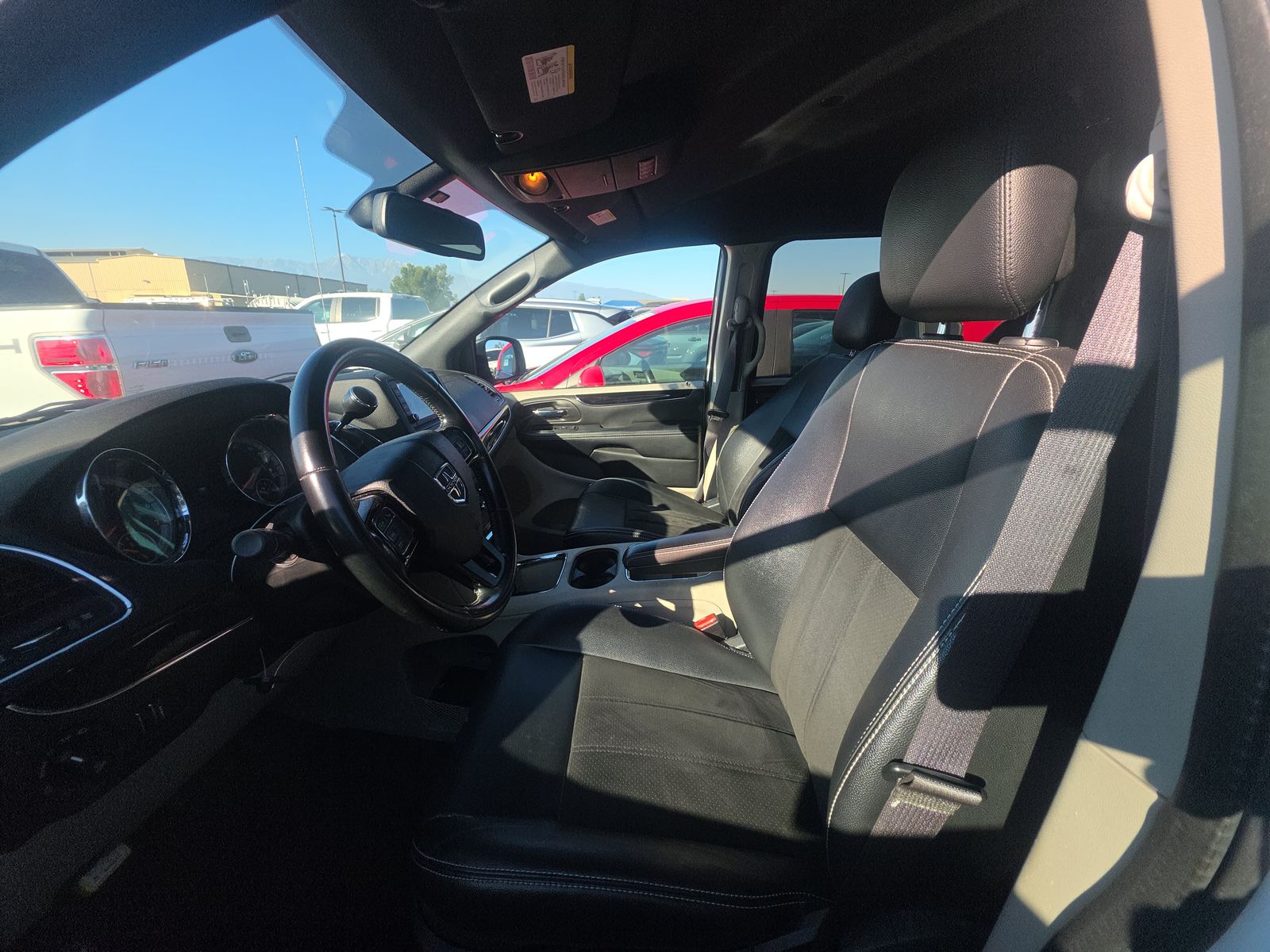 2019 Dodge Grand Caravan SXT FWD