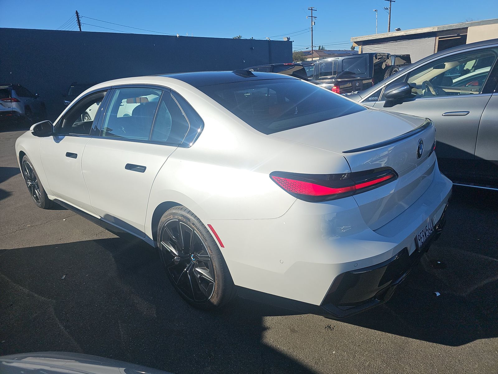 2023 BMW 7 Series 740i RWD