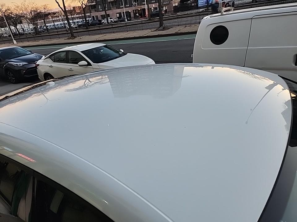 2023 Porsche Macan Base AWD