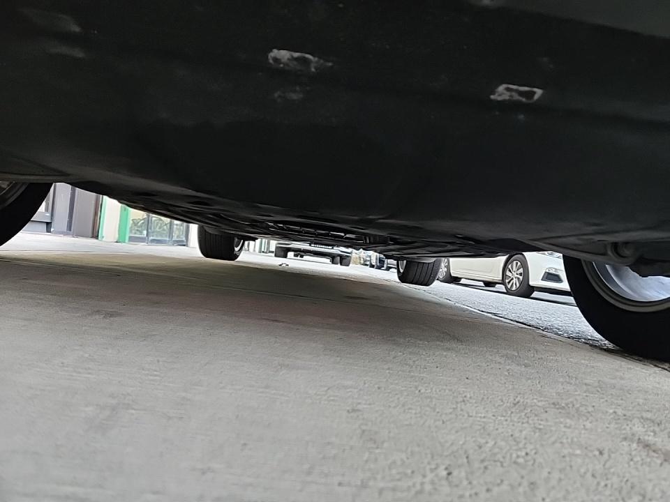 2023 Porsche Macan Base AWD