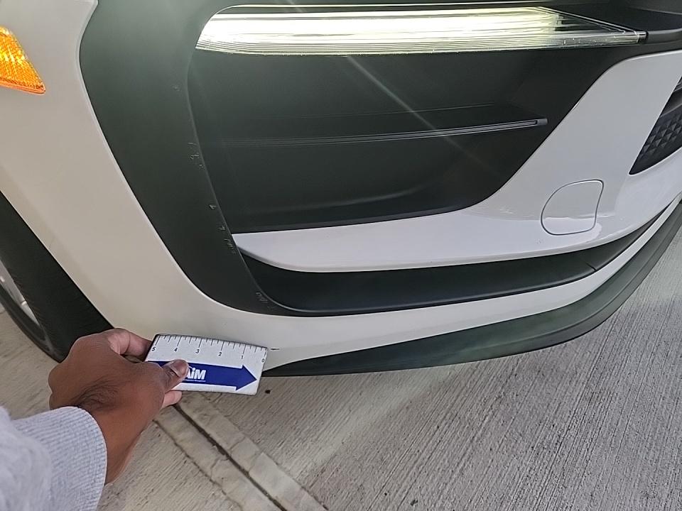 2023 Porsche Macan Base AWD