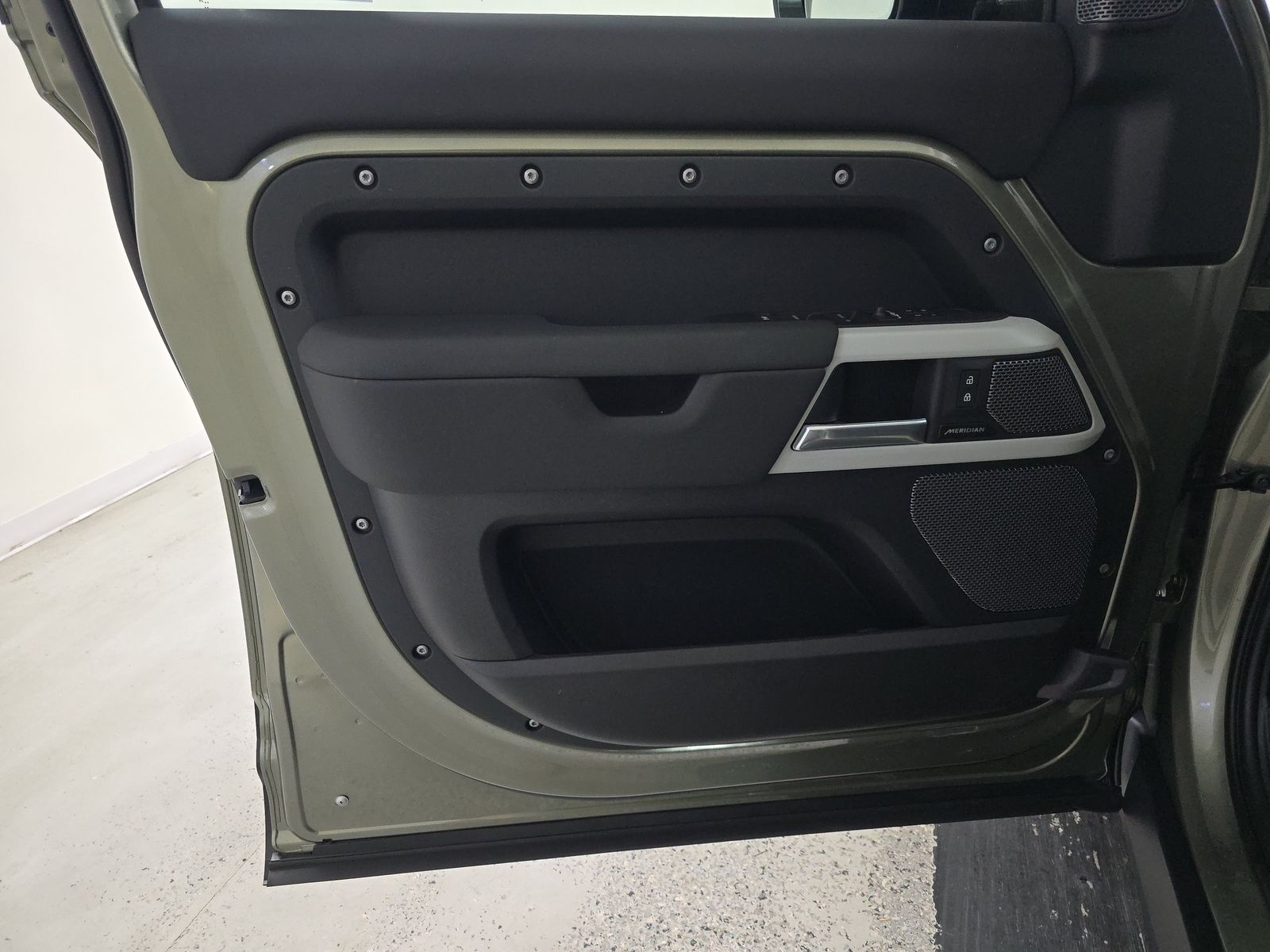 2024 Land Rover Defender 110 S AWD